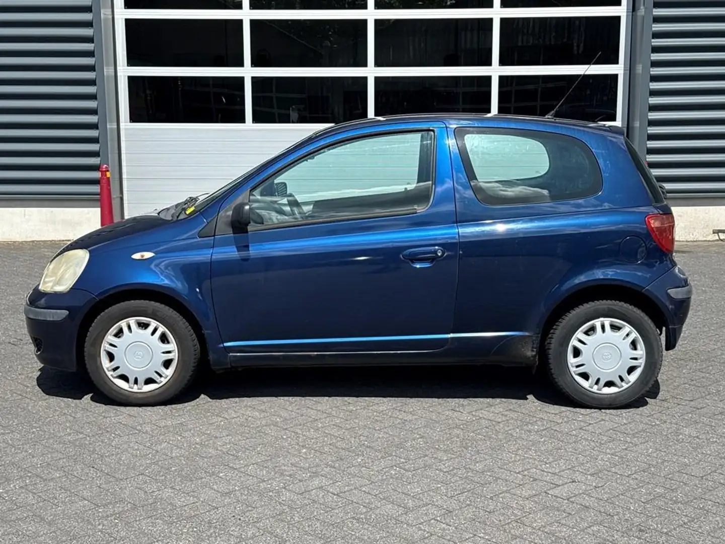 Toyota Yaris 1.3 VVT-i Idols Blauw - 2