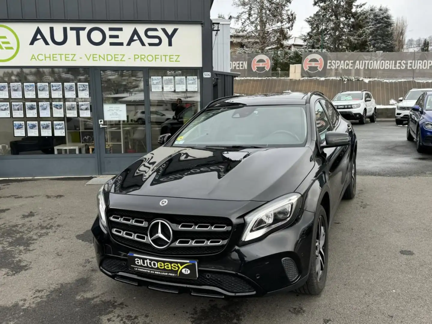 Mercedes-Benz 200 D 7-G DCT sensation GARANTIE MERCEDES 9 MO Noir - 1