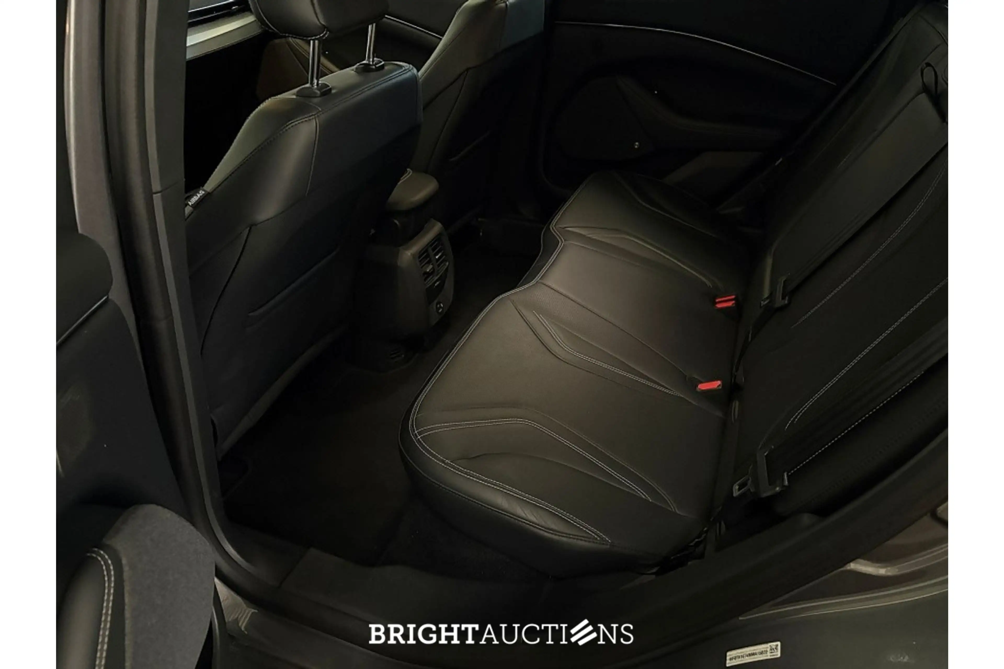 Ford Mustang Extended RWD 98 kWh — photo 15