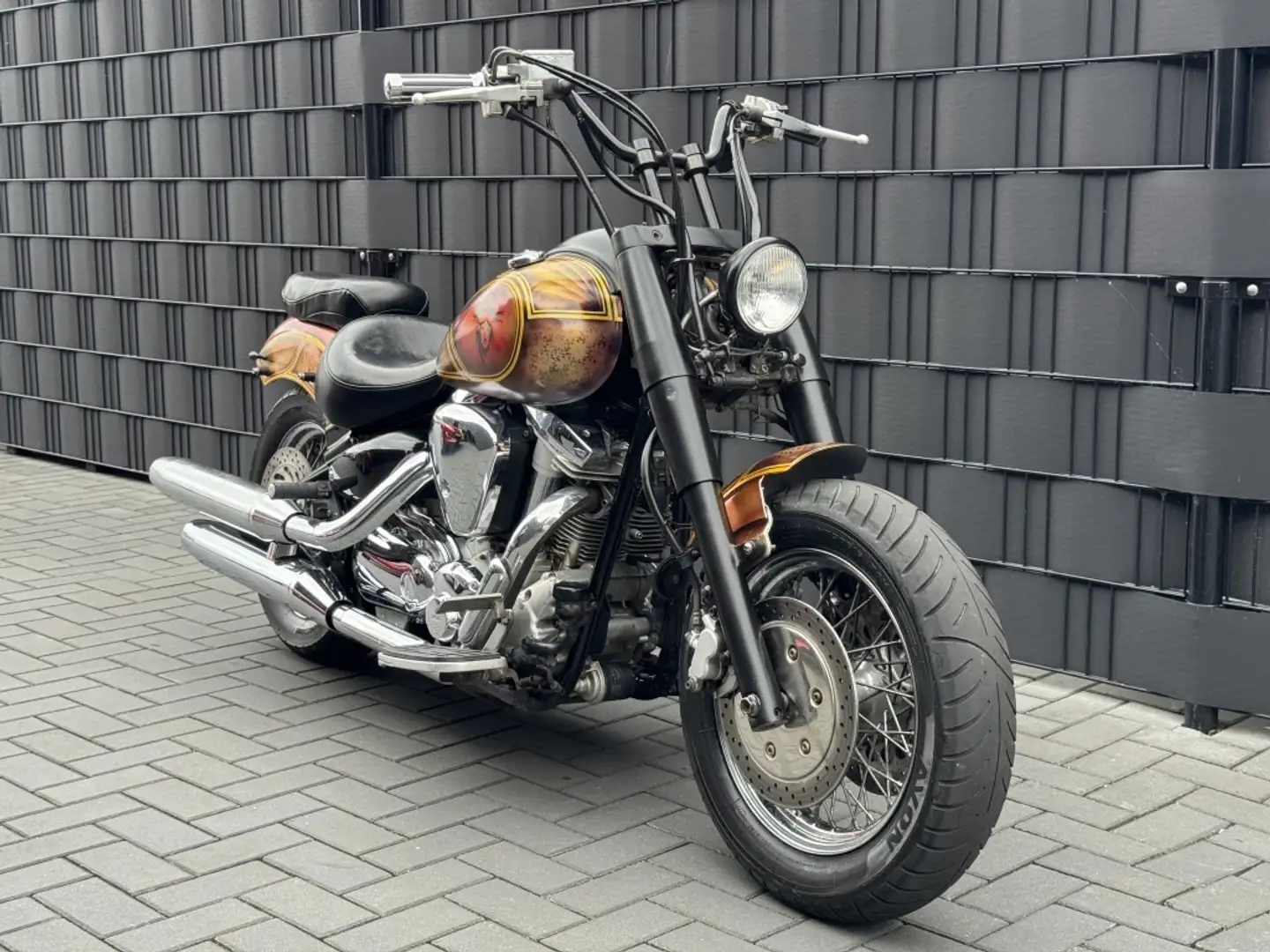 Yamaha XV 1600 Chopper A Wild Star| CUSTOM| SPECIAL PAINT| BOBBER Goud - 1