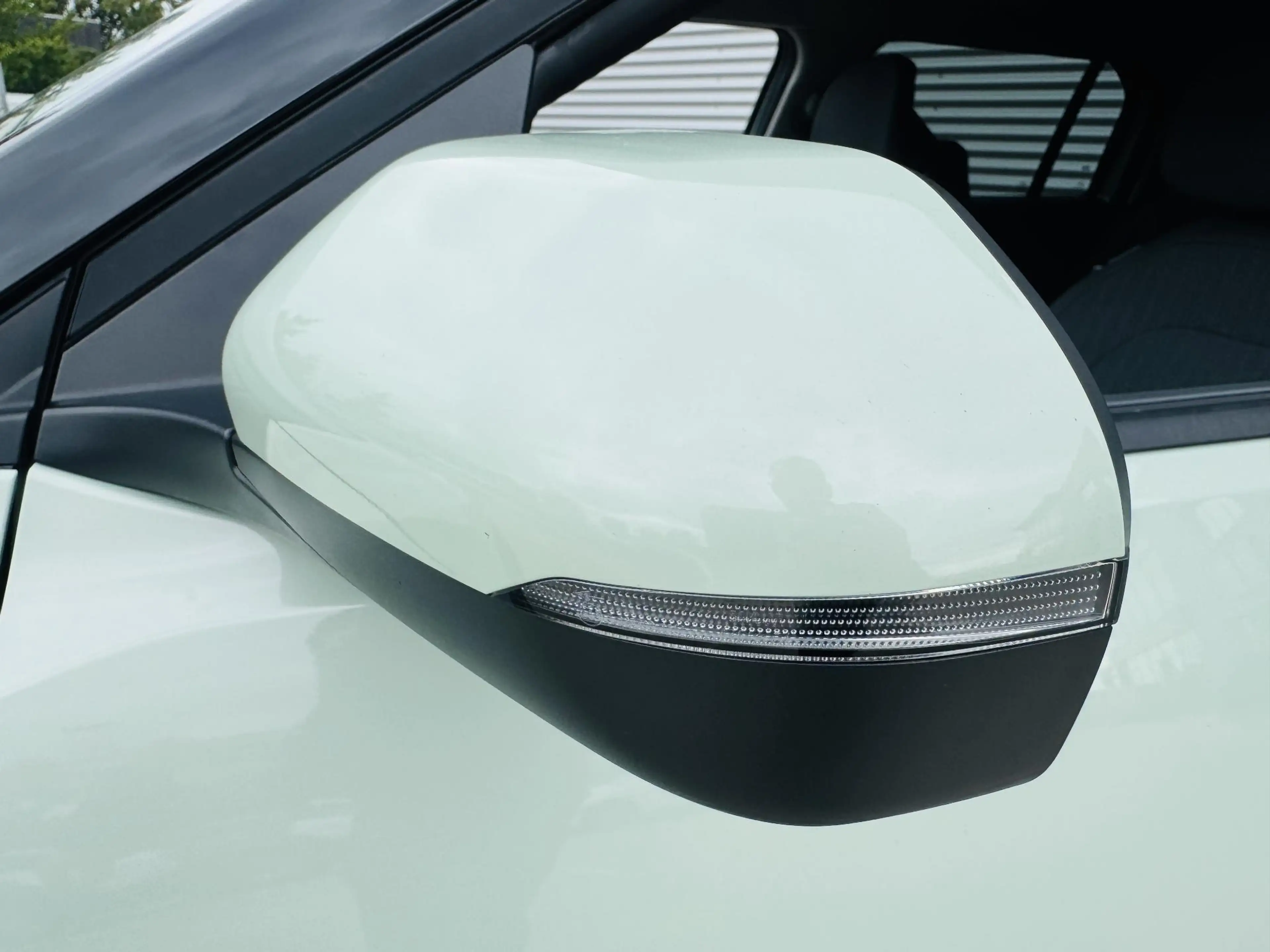 Kia EV3 Plus 81.4 kWh Stoel- & Stuurverw. | Privacyglass | — photo 9
