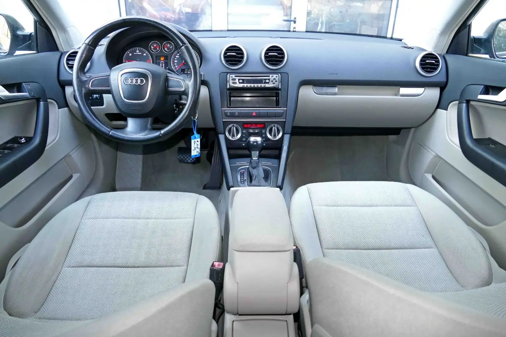 Audi A3 Sportback 2.0 TDI AUTOMATIK °TÜV NEU°GARANTIE Blau - 1