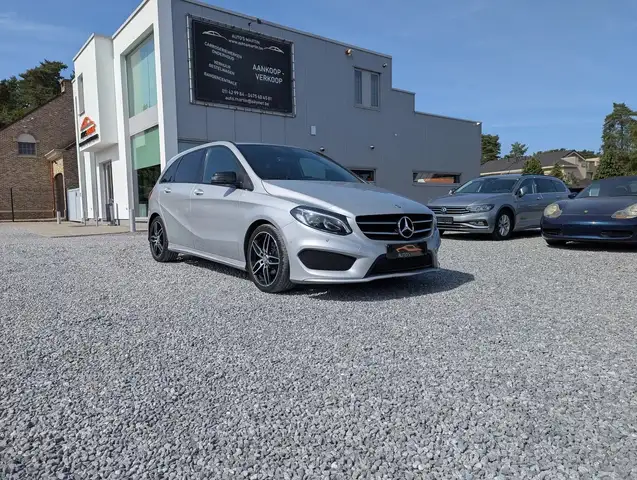 Mercedes-Benz B 180 B 180 7G-DCT AMG Line | PARKSENS | ALCANTARA