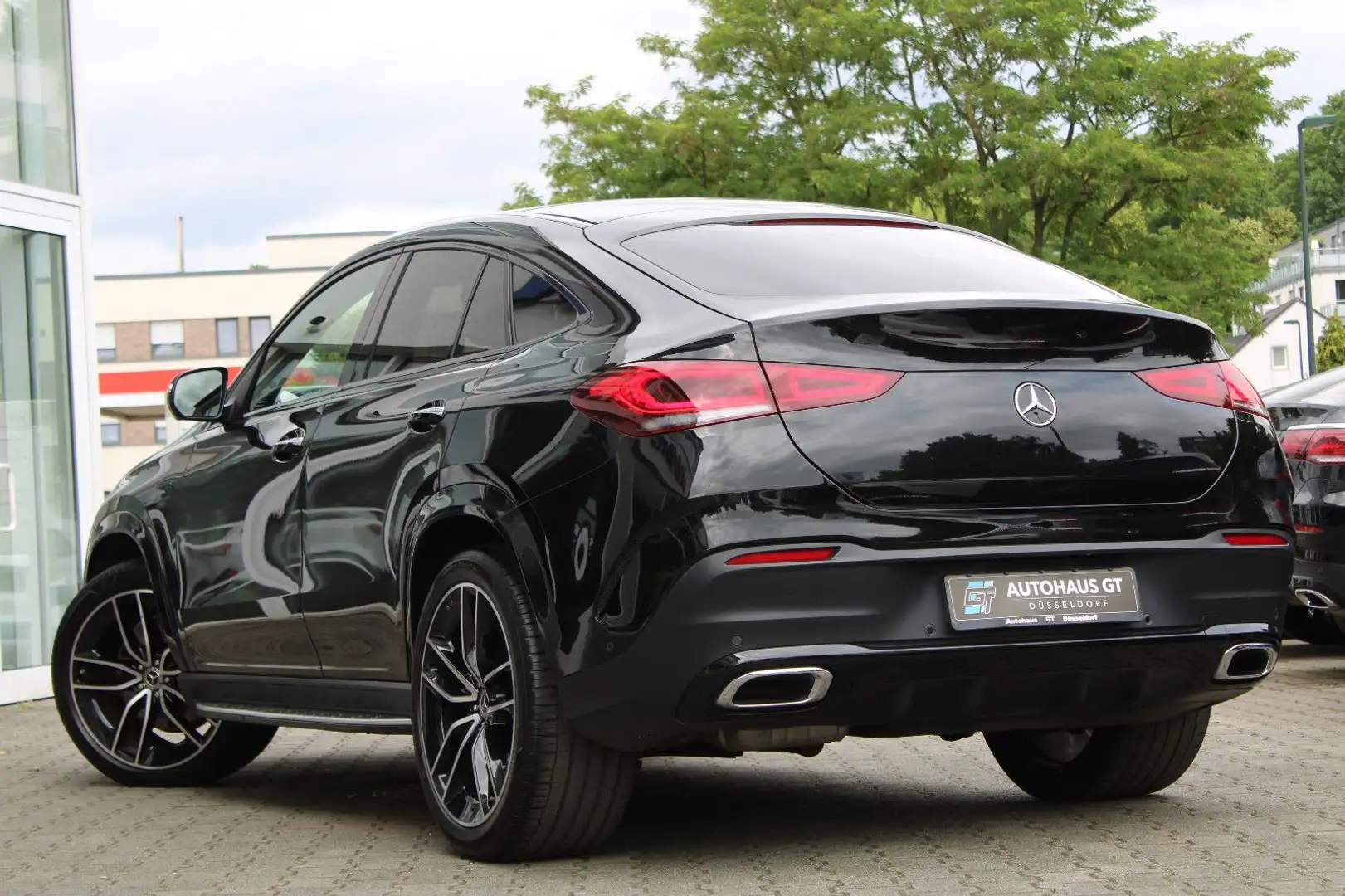 Mercedes-Benz GLE 400 d 4Matic/AMG/1.Hd/Night/Airmat/Vollaussta Schwarz - 2