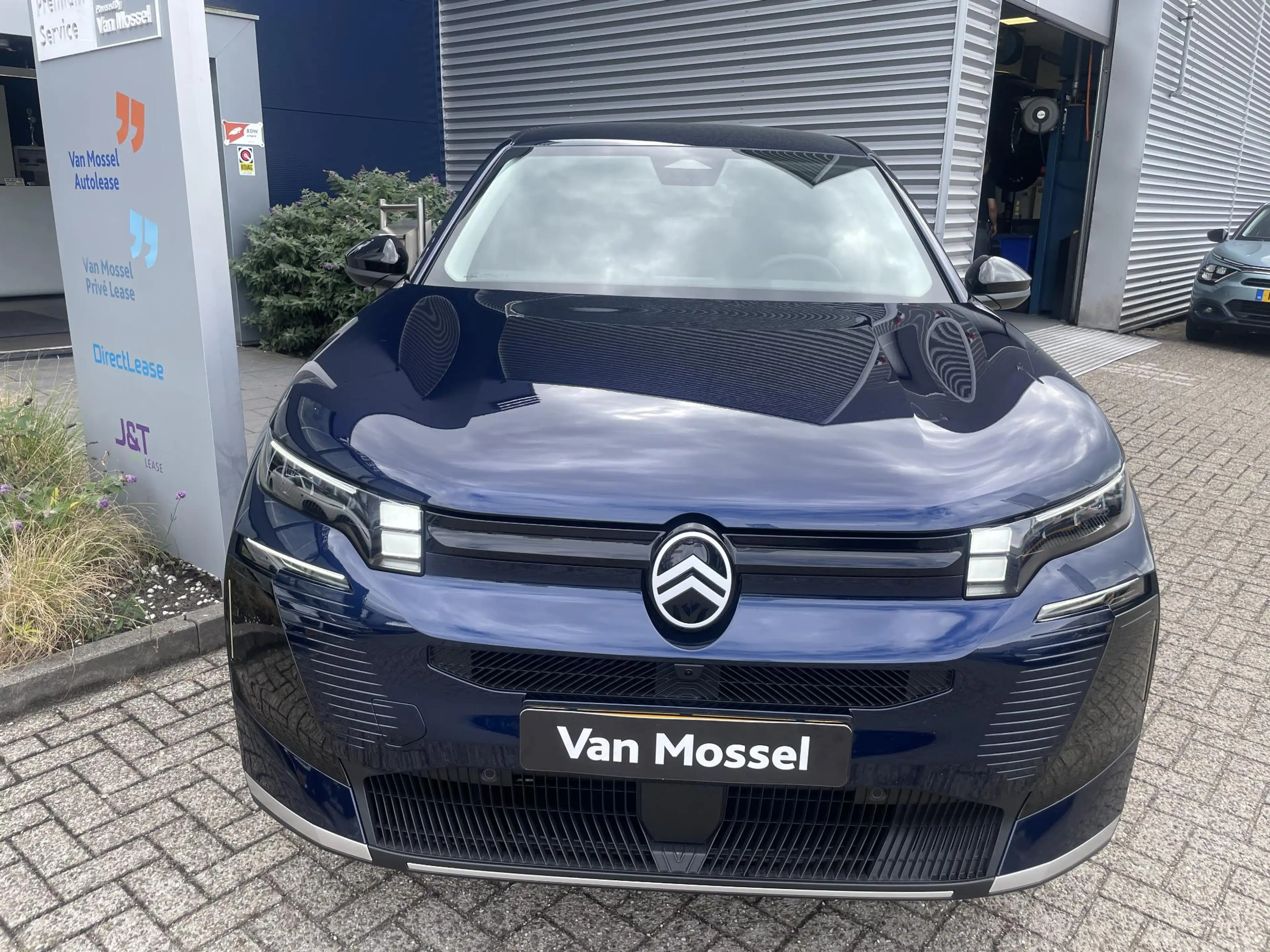 Citroen C5 Aircross 1.2 Hybrid 145 Plus — photo 5