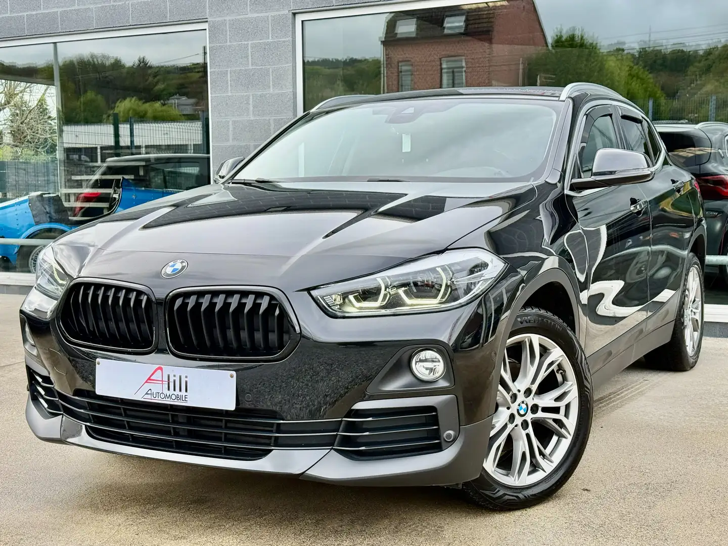 BMW X2 1.5 dA sDrive16*Full Led*Camera*Cuir*Gps*Garantie* Zwart - 1