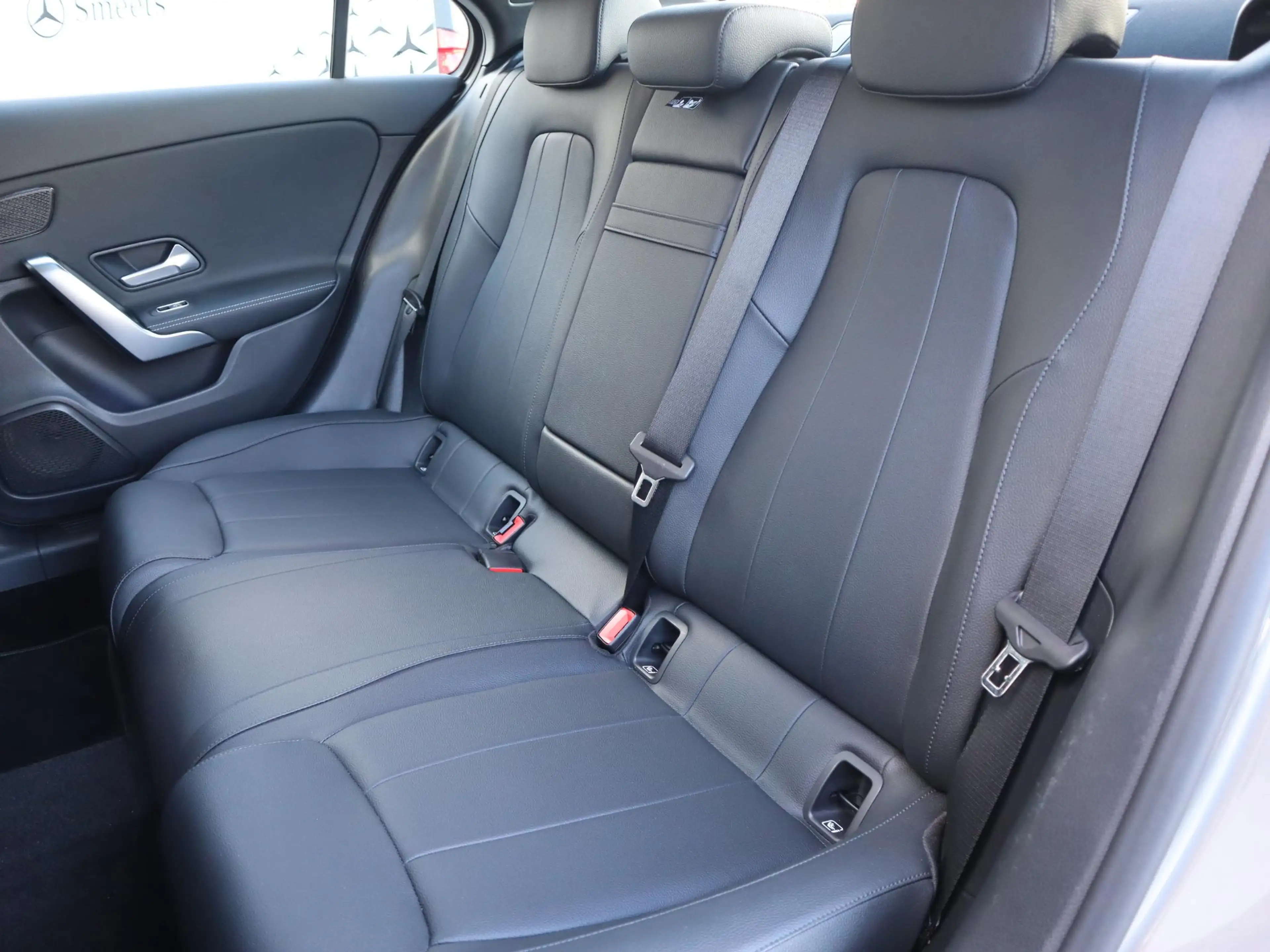 Mercedes-Benz A 250 e Business Solution Luxury Limited — photo 11
