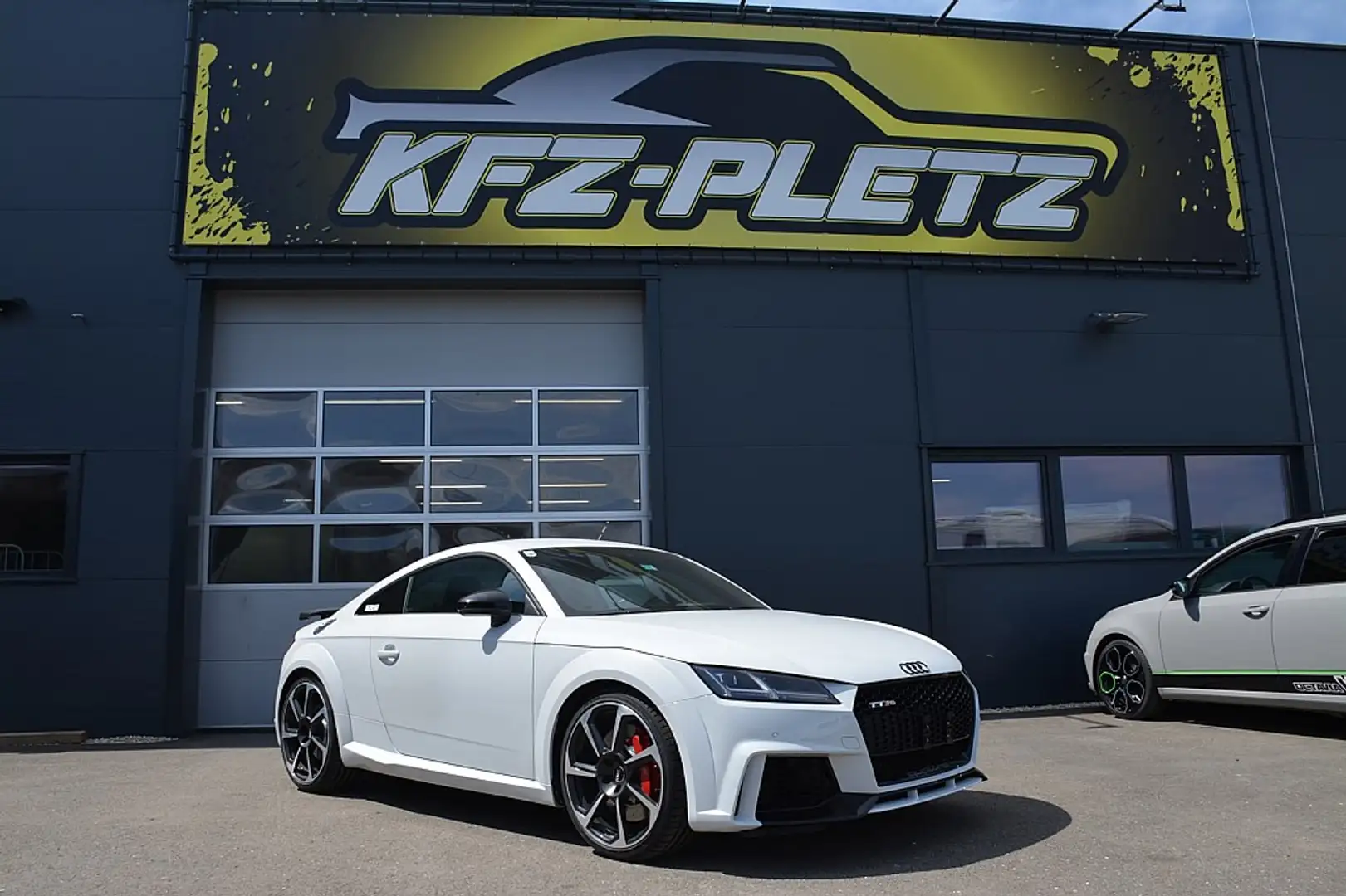 Audi TT RS Coupé 2,5 TFSI S-tronic TEMP NAVI M-LED RS PAKE... Weiß - 1
