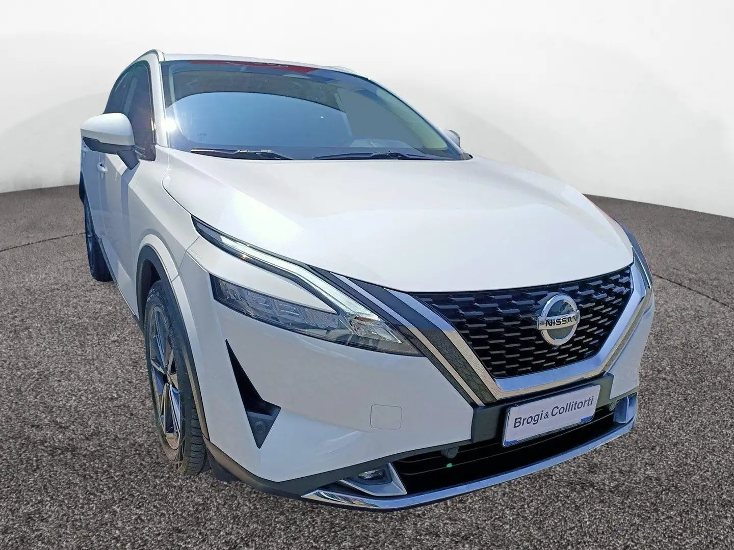 Nissan Qashqai 1.3 mhev N-Style 2wd 158cv xtronic Bianco - 1