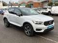 Volvo XC40 T3 R-Design Aut. Gris - thumbnail 4