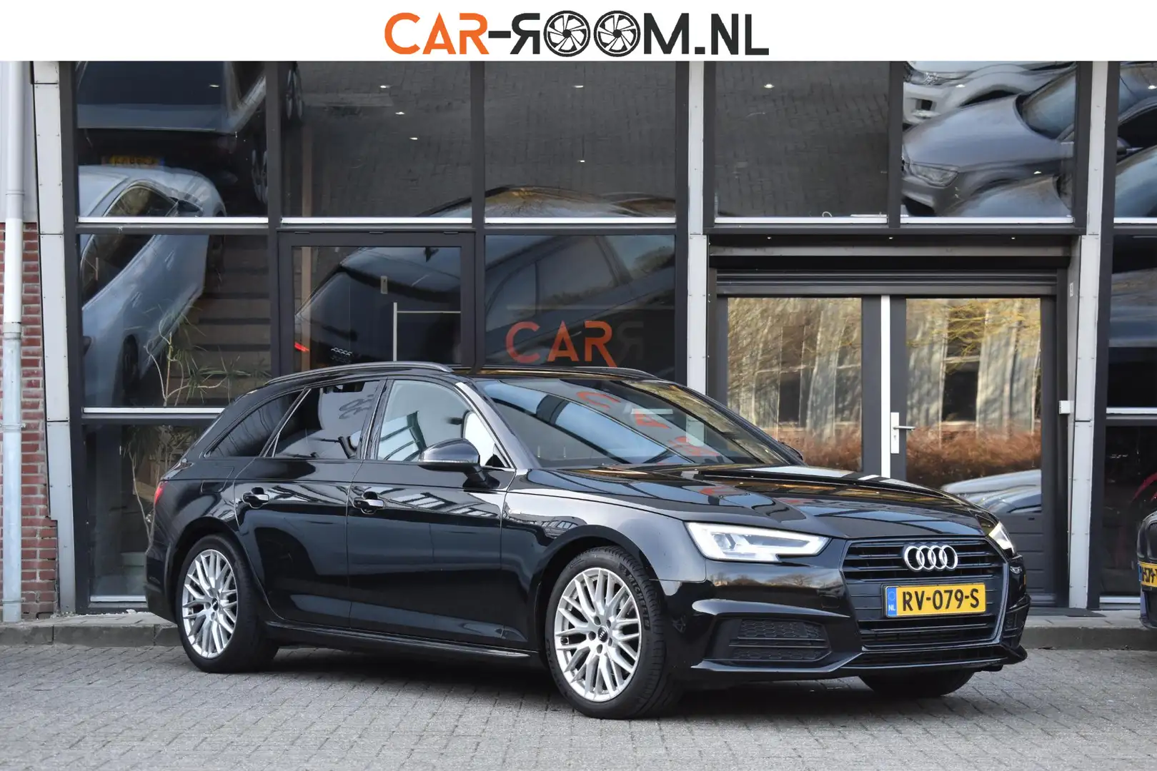 Audi A4 Avant 2.0 TFSI MHEV Sport S line black edition 3x Noir - 1