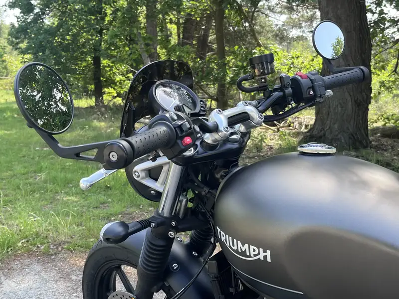 Triumph Street Twin - foto 7
