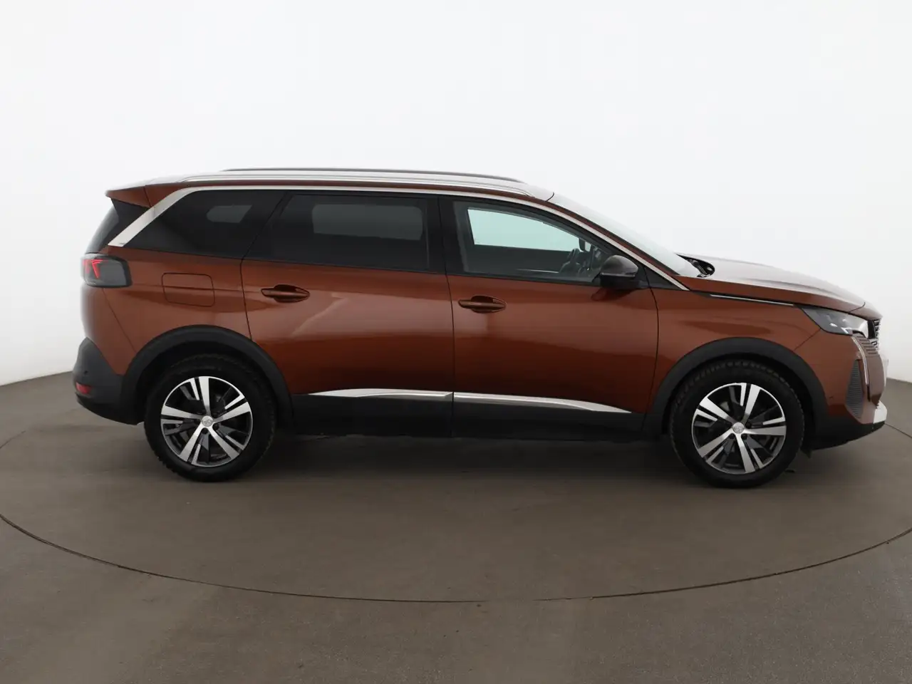 Peugeot 5008 1.5 BlueHDi 130 Allure Pack Aut 7-SITZER LED 4