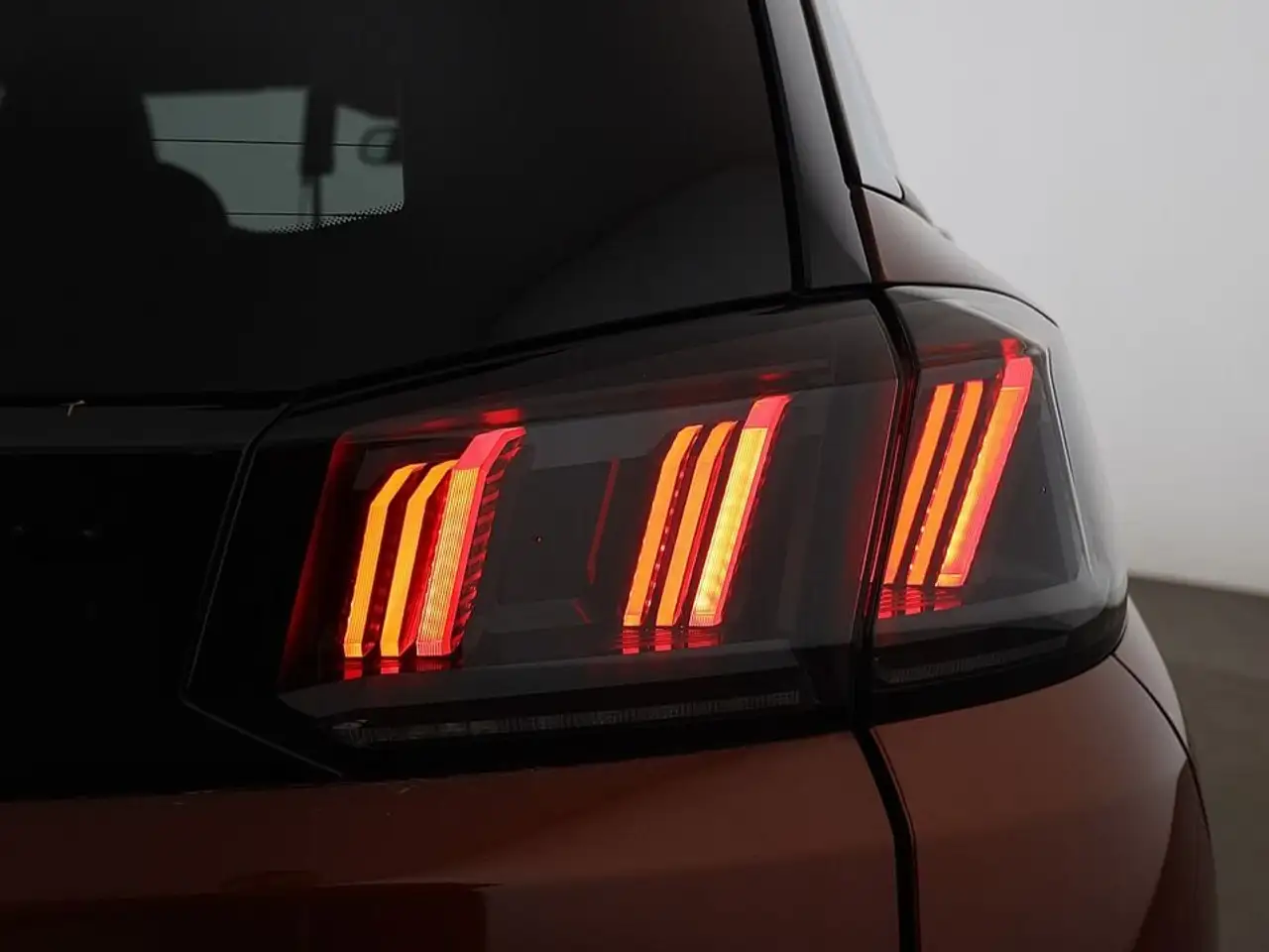 Peugeot 5008 1.5 BlueHDi 130 Allure Pack Aut 7-SITZER LED 9