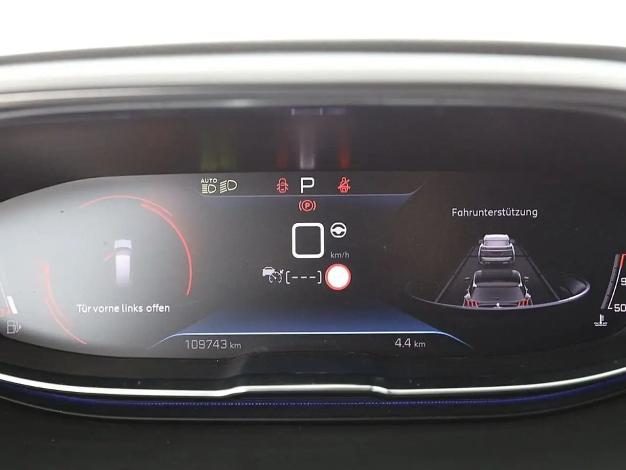 Peugeot 5008 1.5 BlueHDi 130 Allure Pack Aut 7-SITZER LED 18