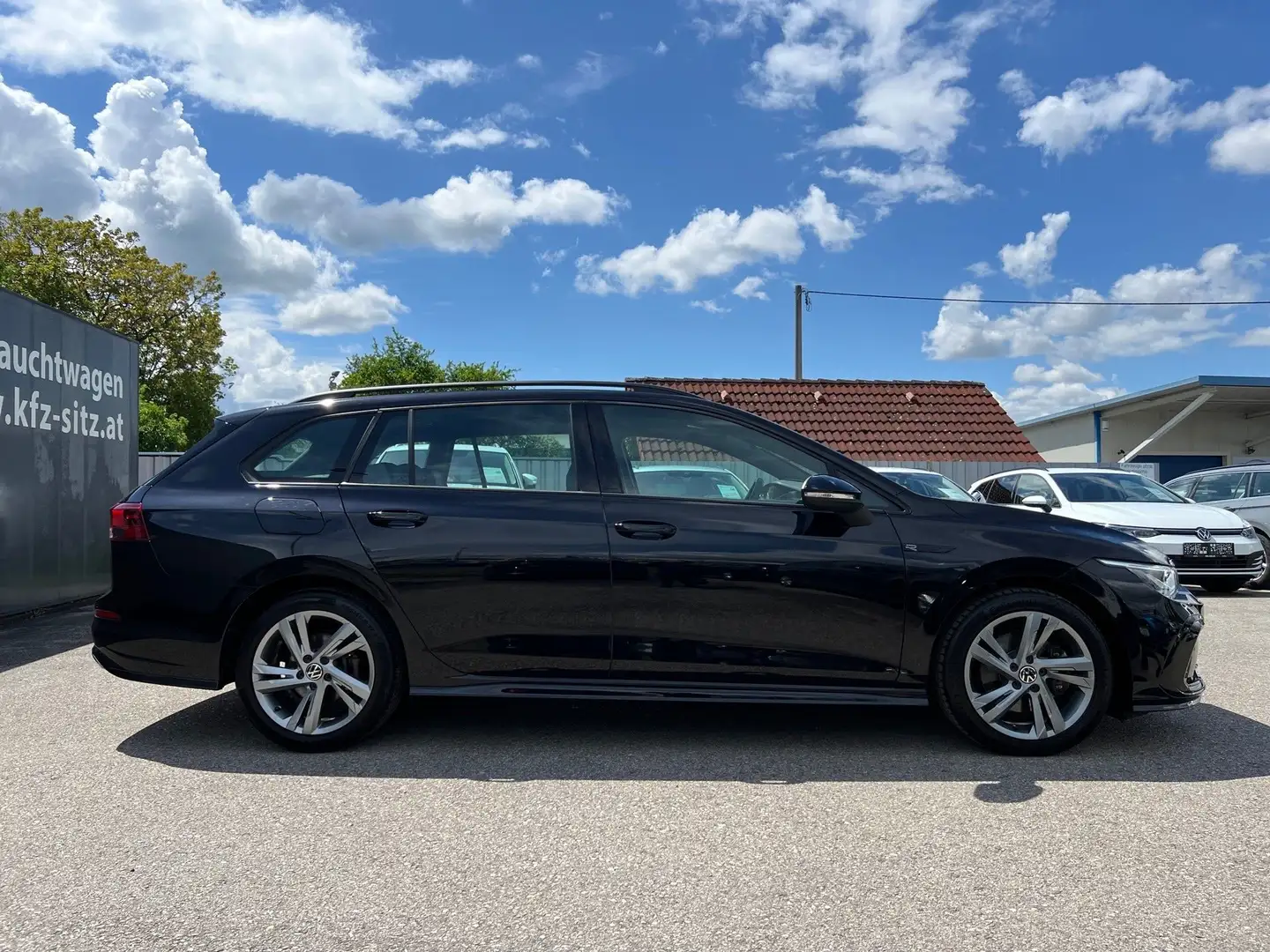 Volkswagen Golf Variant 2,0 TDI R-Line DSG | H&K/NAVI PRO Schwarz - 2