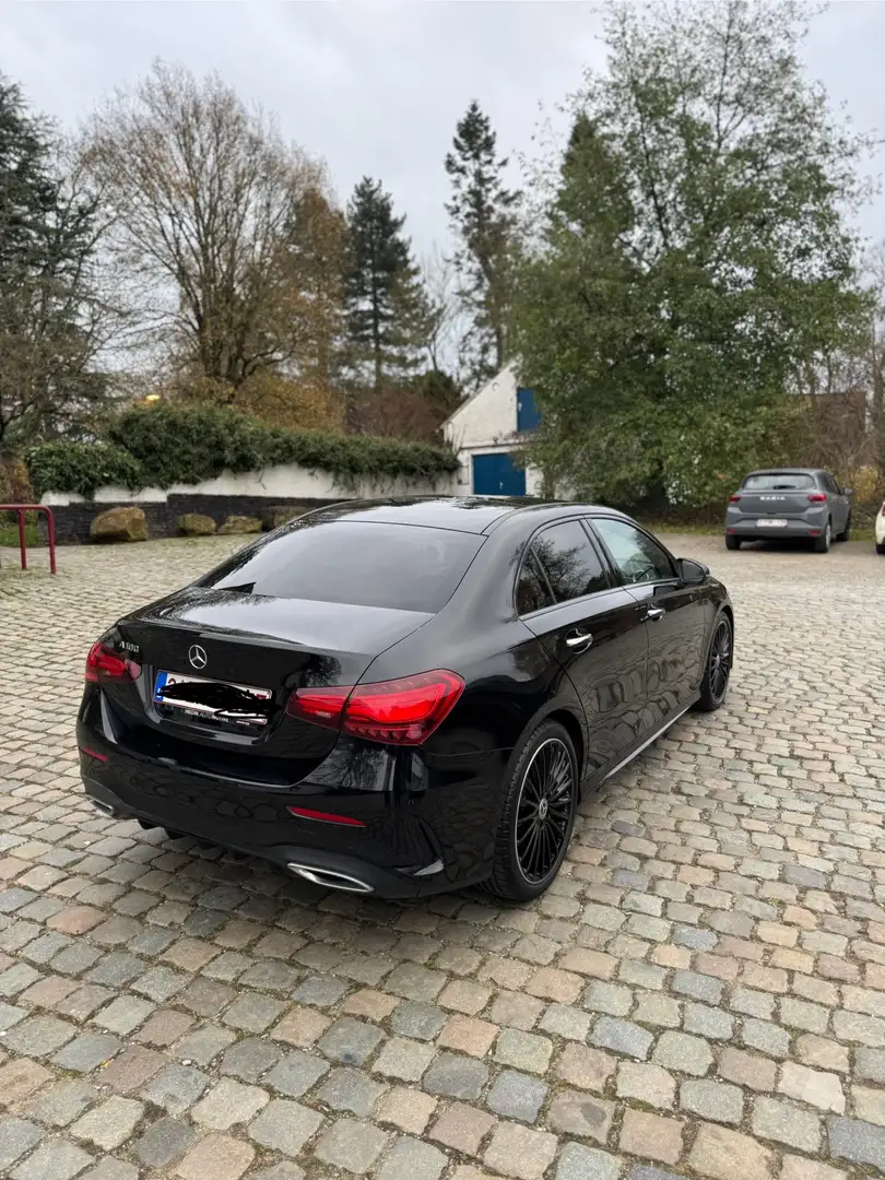 Mercedes-Benz A 180 AMG Line - 2