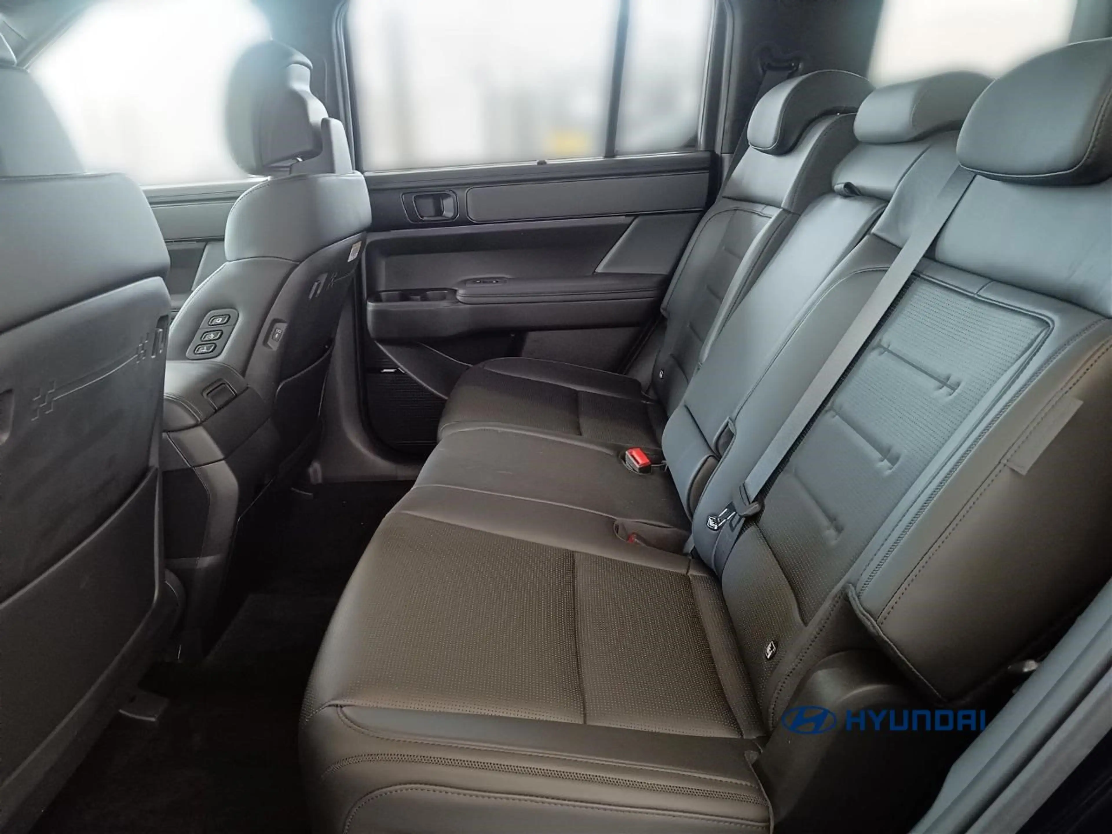 Hyundai SANTA FE 1.6 PHEV 4WD BLACKLINE 20" LEDER HEAD-UP — photo 12