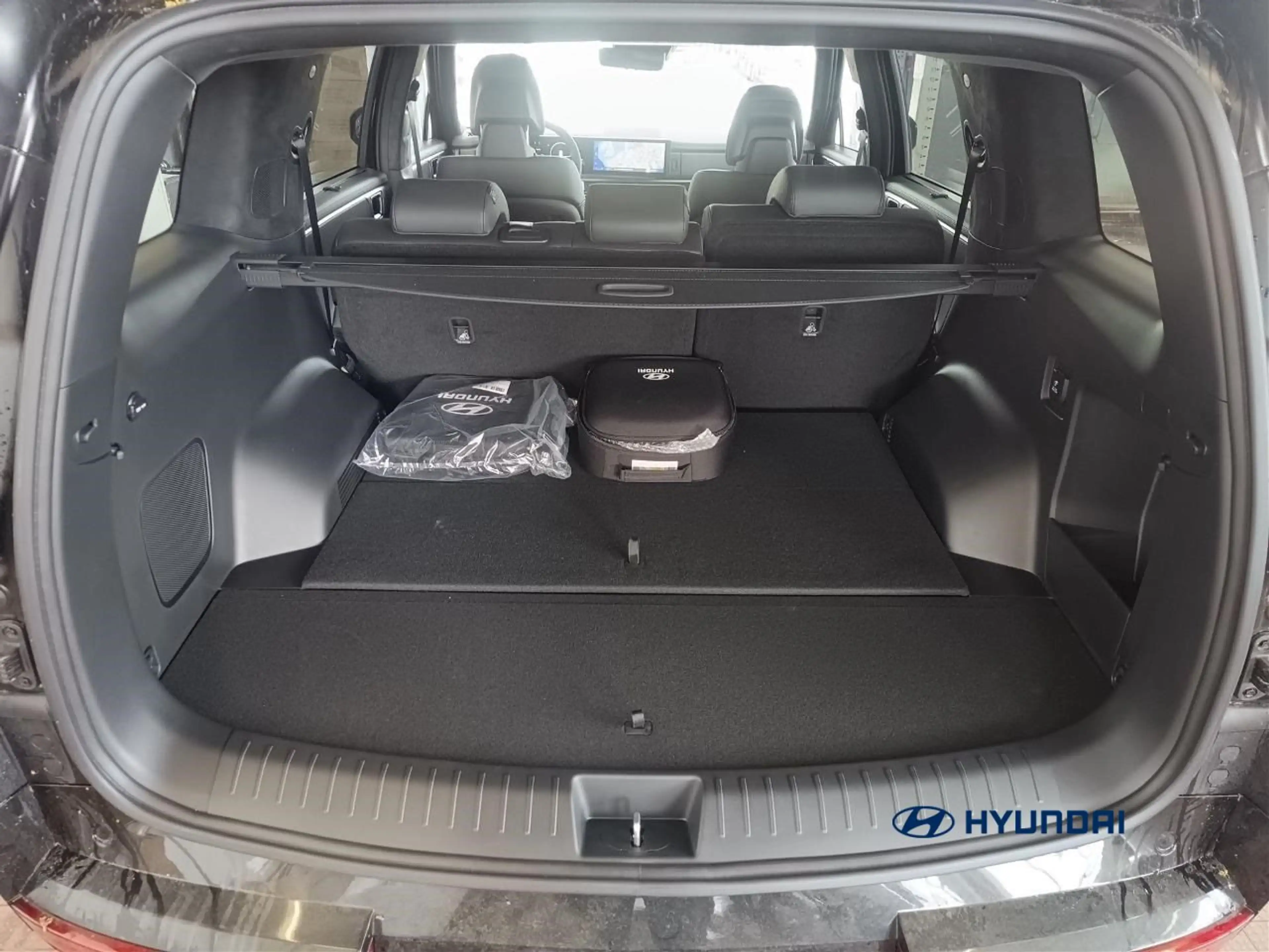 Hyundai SANTA FE 1.6 PHEV 4WD BLACKLINE 20" LEDER HEAD-UP — photo 13