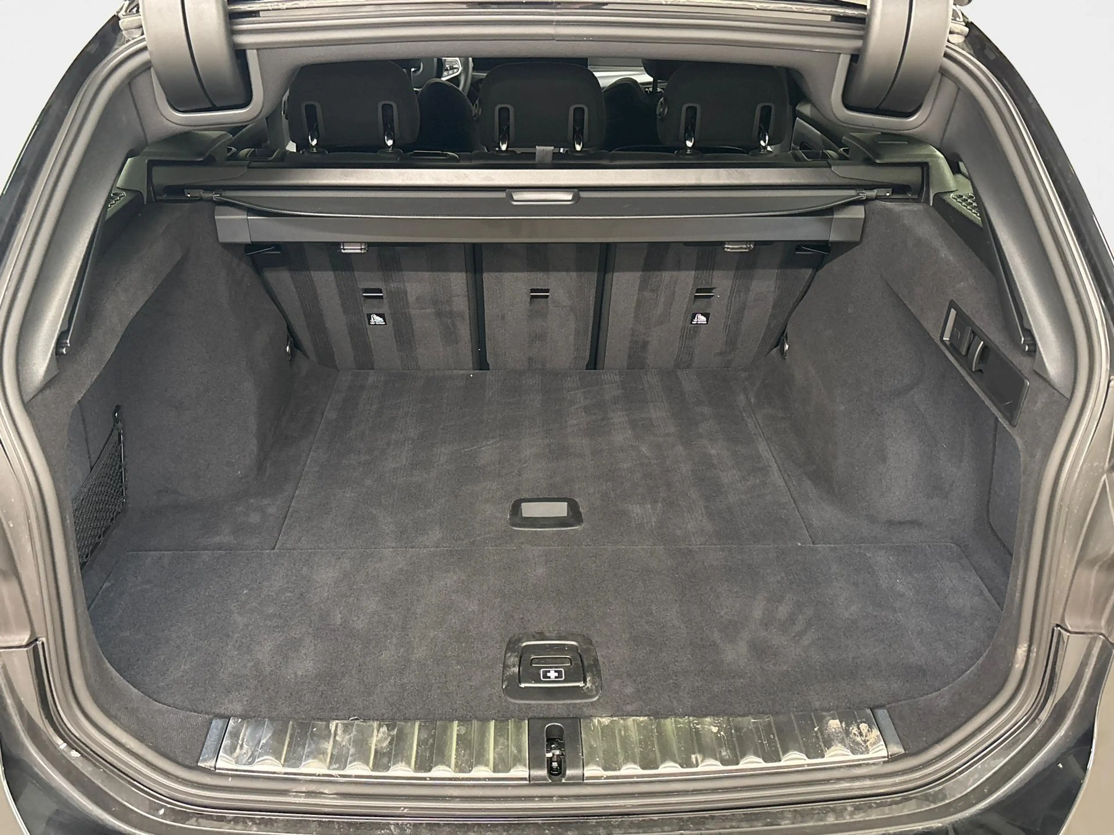 BMW 330 Touring 330i xDrive M Sport 245PS/180kW Steptro... — photo 9