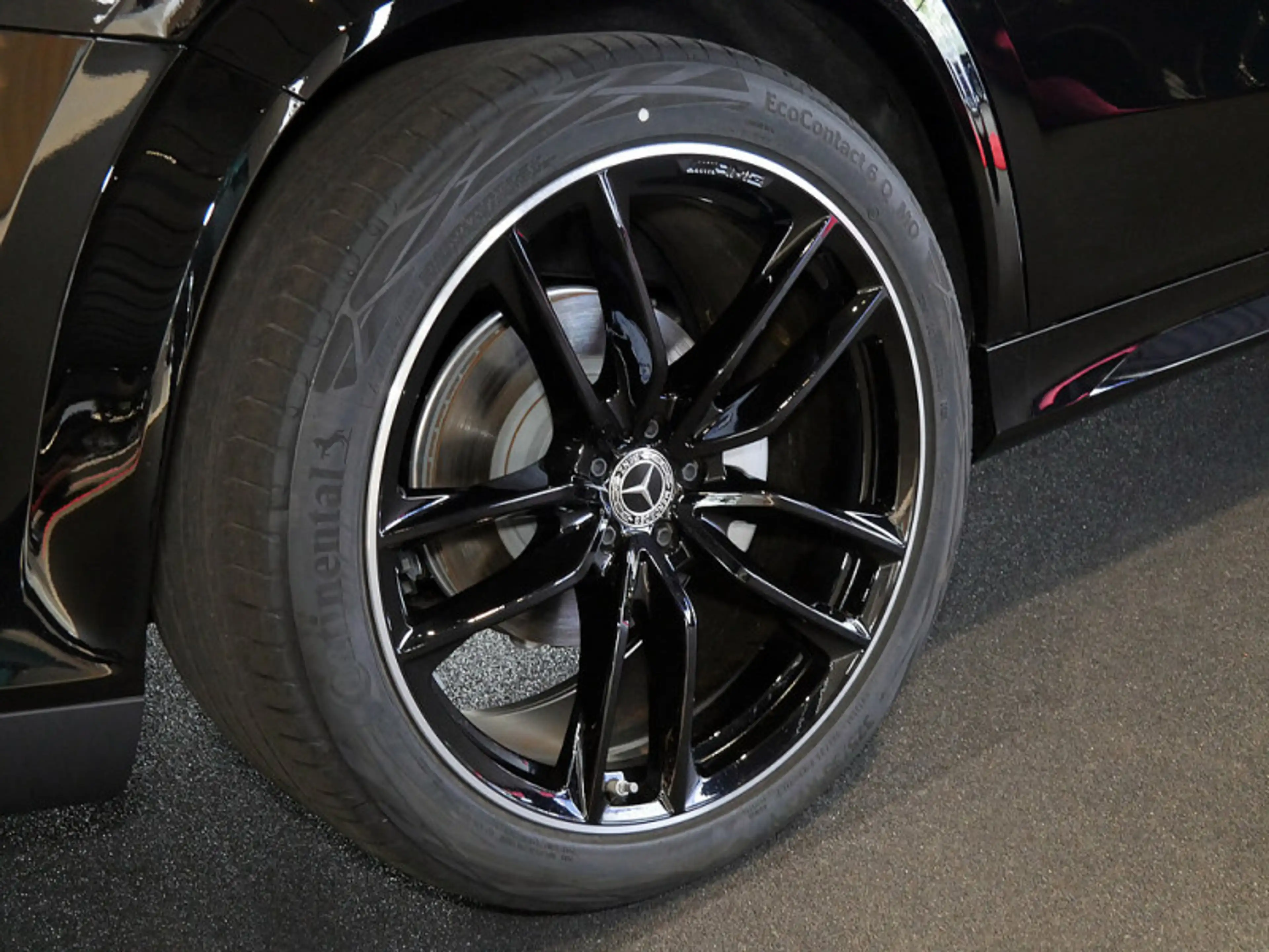 Mercedes-Benz GLS 450 d 4MATIC AMG BURM NIGHT WIDE MEMO MULTI — photo 11