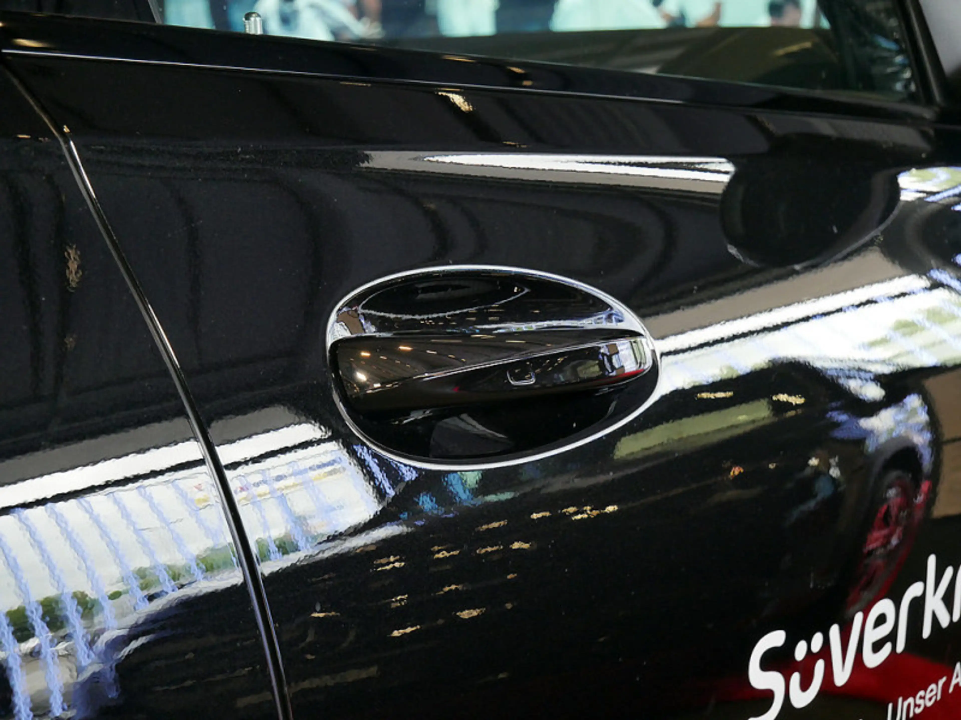 Mercedes-Benz GLS 450 d 4MATIC AMG BURM NIGHT WIDE MEMO MULTI — photo 10