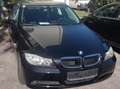 BMW 318 318d Schwarz - thumbnail 5