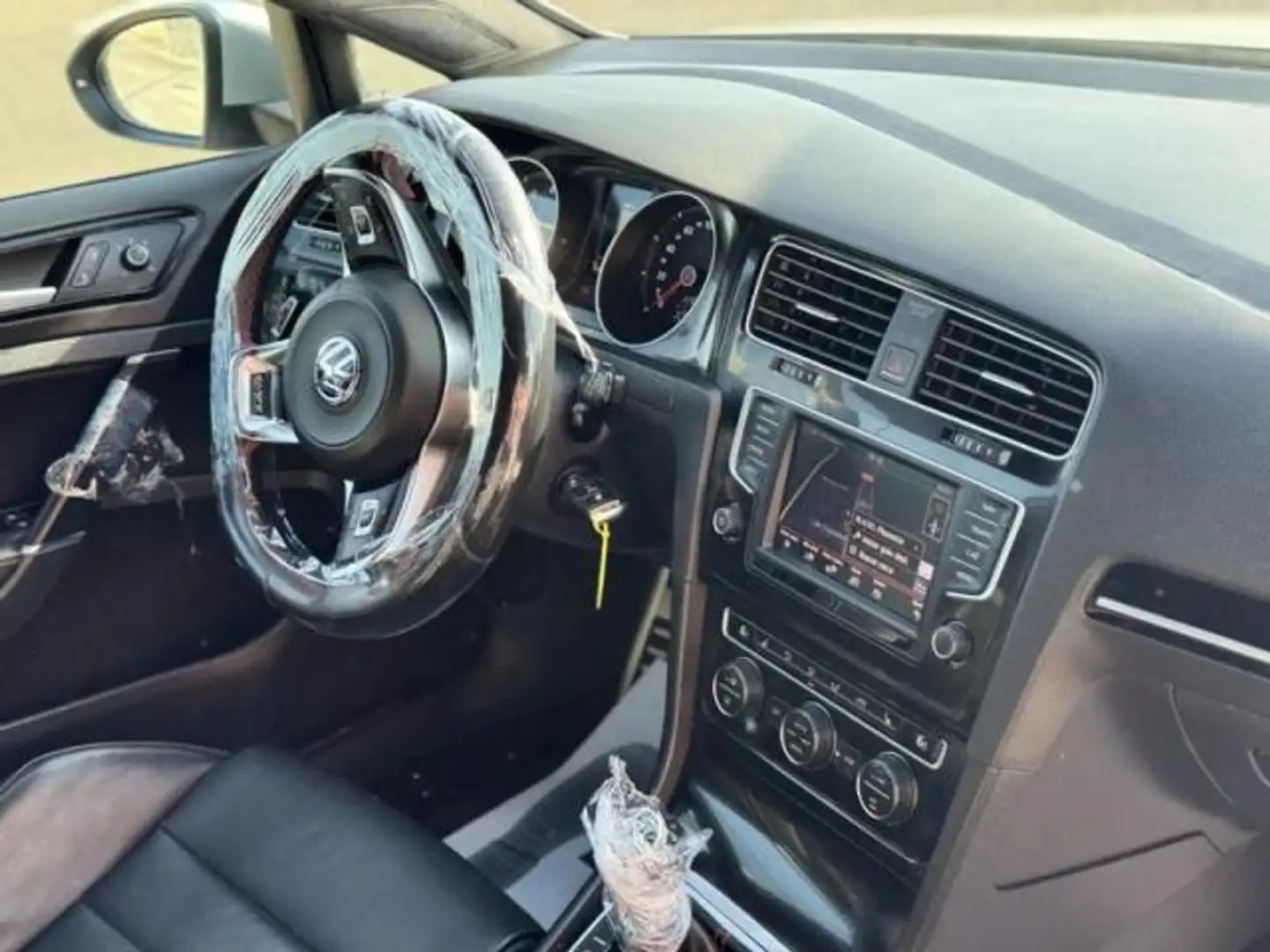 Volkswagen Golf VII 2.0 TSI GTI BlueMotion Tech 220cv Gris - 2