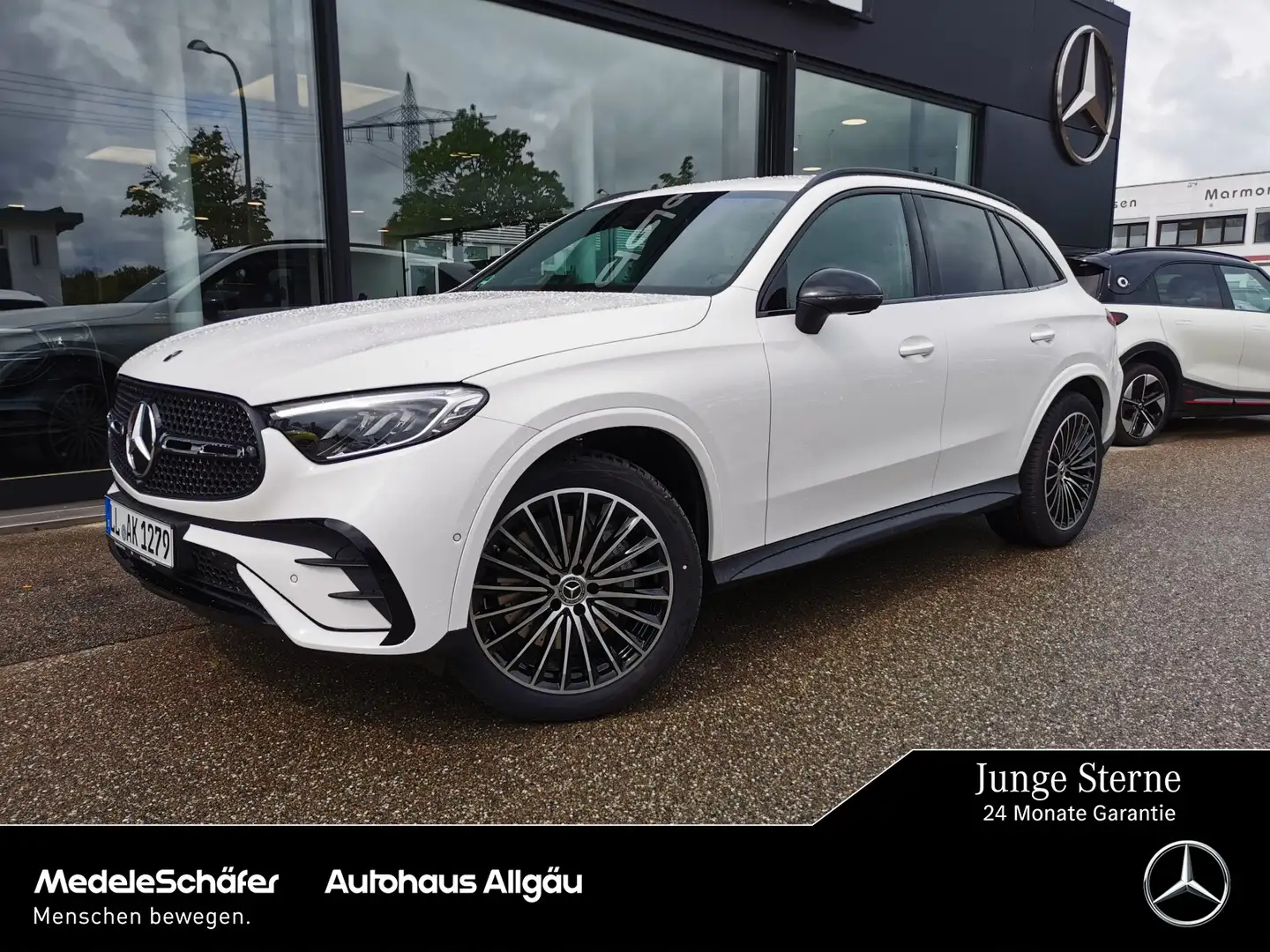 Mercedes-Benz GLC 200 GLC 200 4MATIC AMG Night AHK LED Kam Ambie Dist Weiß - 1
