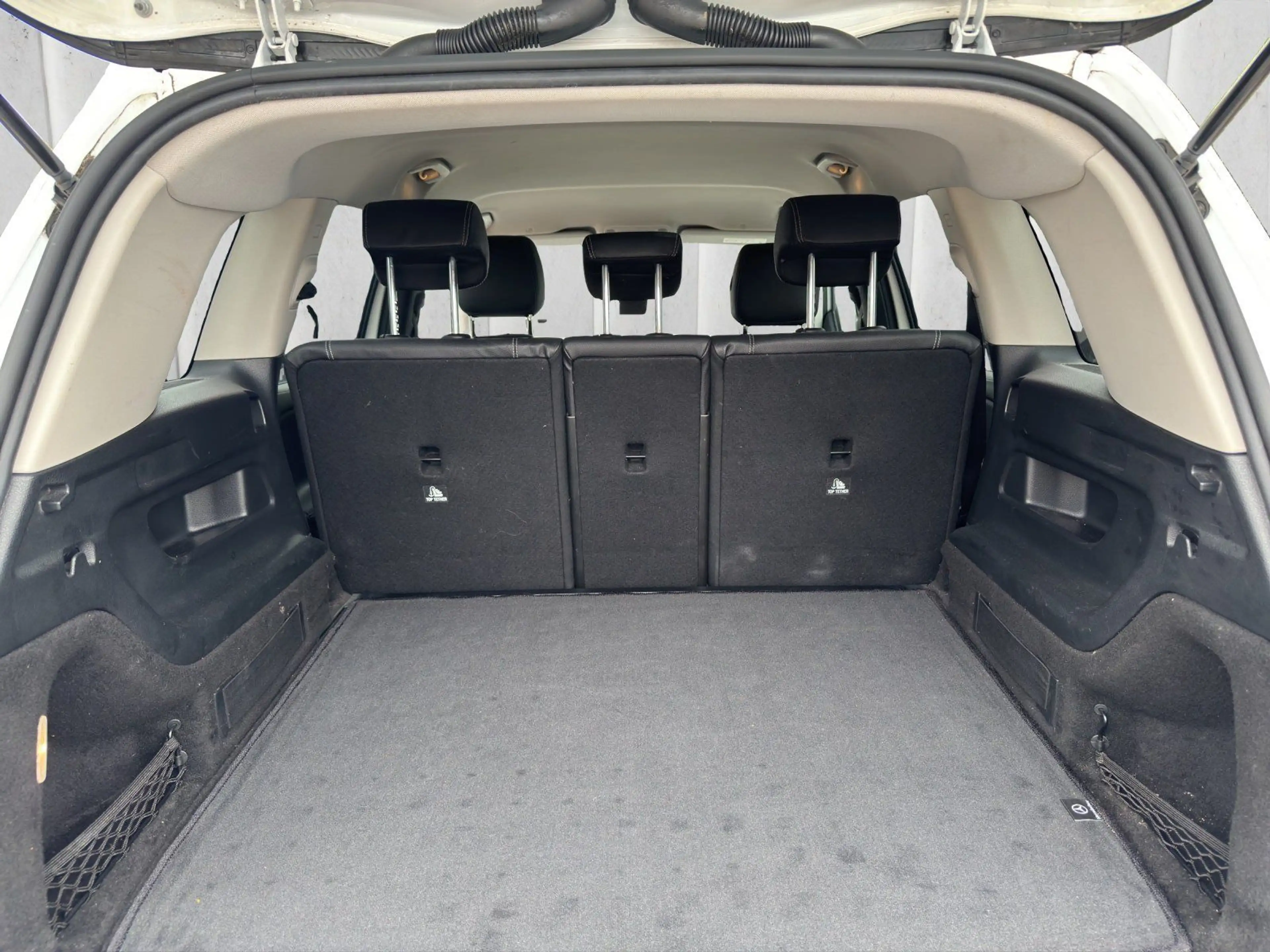Mercedes-Benz GLB 250 4MATIC Progressive 360° Ambiente Totwin. — photo 13