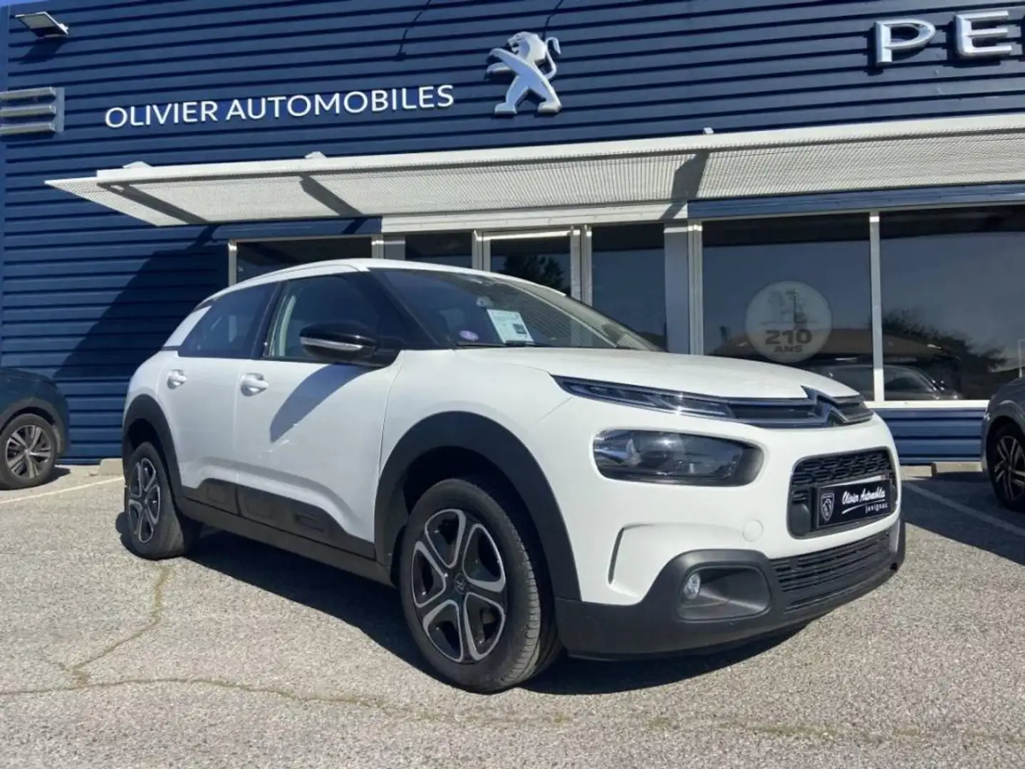 Citroen C4 Cactus PureTech 110 S&amp;S BVM6 Feel Blanc - 1