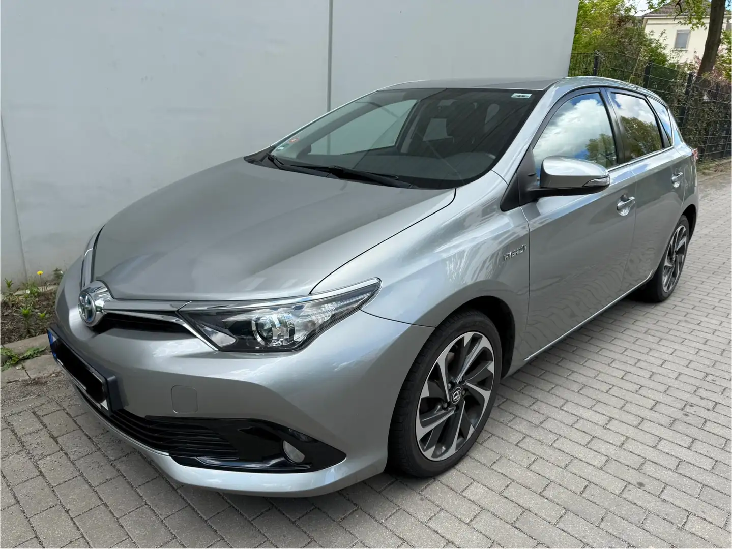 Toyota Auris Hybrid Design Edition*ToyotaGarantie-01/26*Navi* Grau - 1