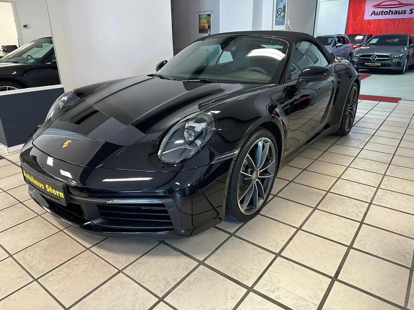Porsche 992 Carrera Cabriolet*ALCANTARA*SPORTSITZ-Plus* Noir - 1