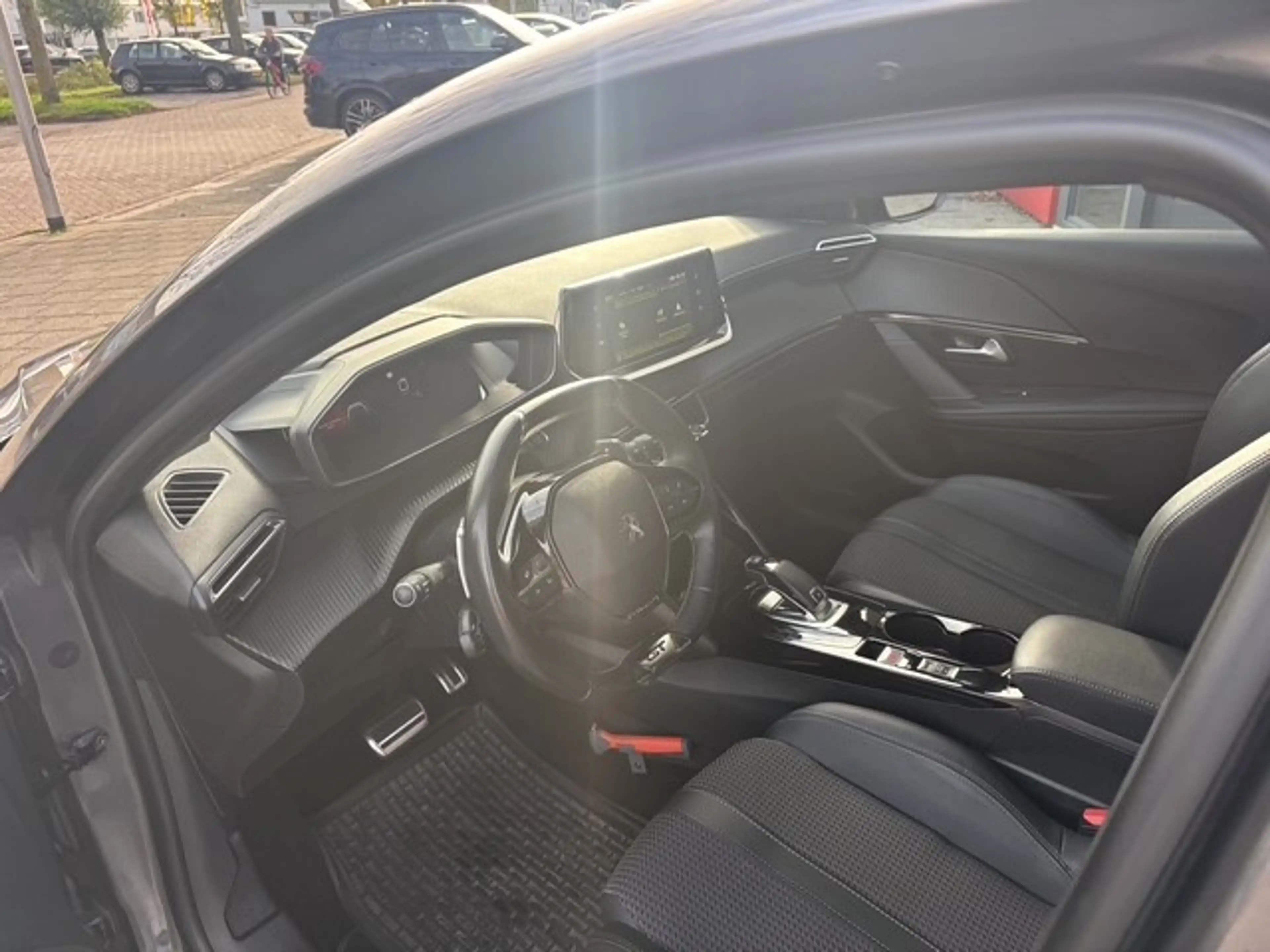 Peugeot 208 1.2 PureTech GT-Line | Carplay | Camera | 74.141 k — photo 9