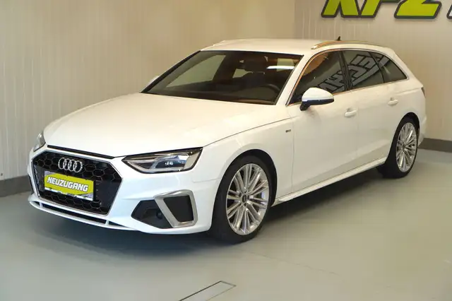 Audi A4 view 11