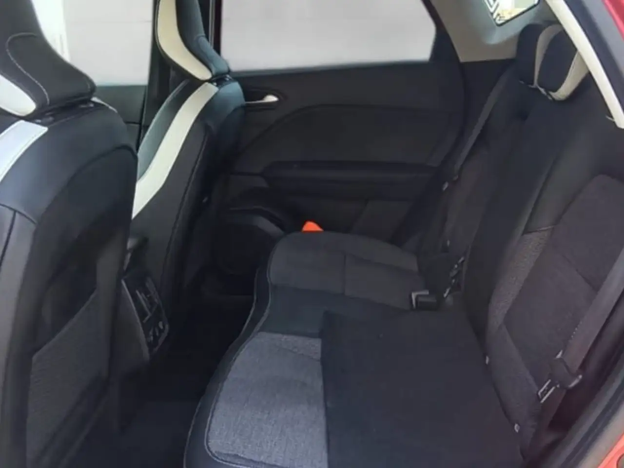 Renault Captur Captur 1.6 E-Tech hybrid Intens 145cv auto 14