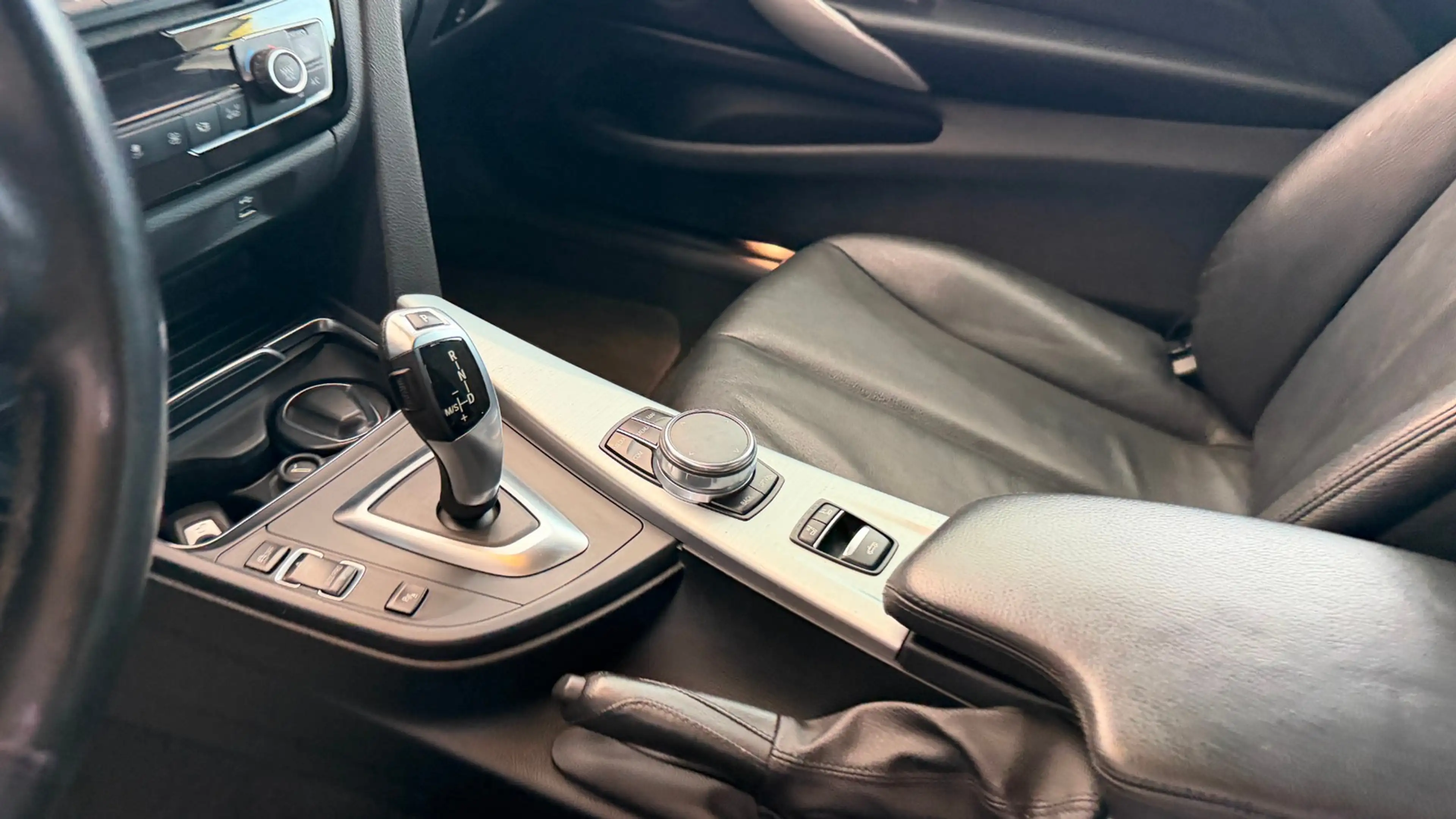 BMW 430 d Advantage — photo 15