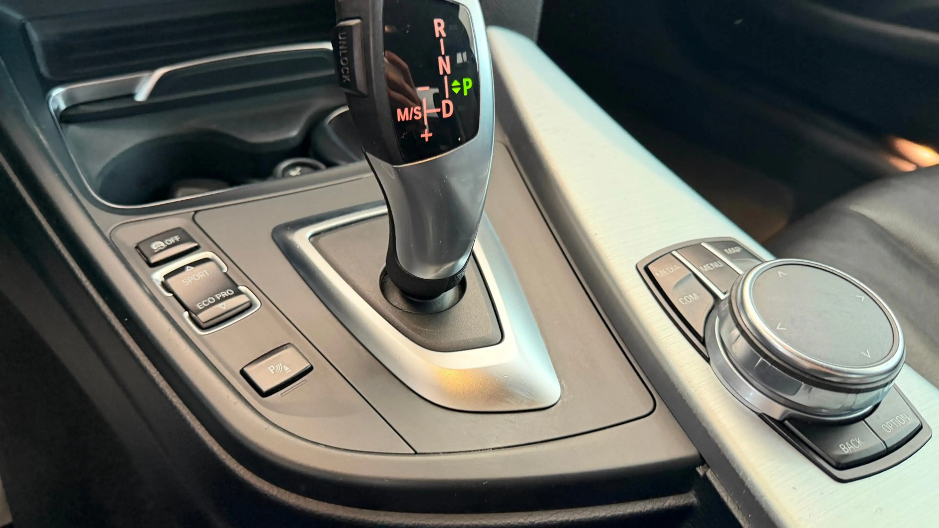 BMW 430 d Advantage — photo 18