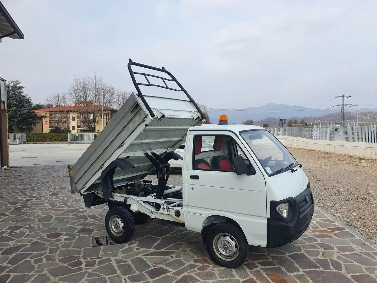 Piaggio Quargo RIBALTABILE Bianco - 1