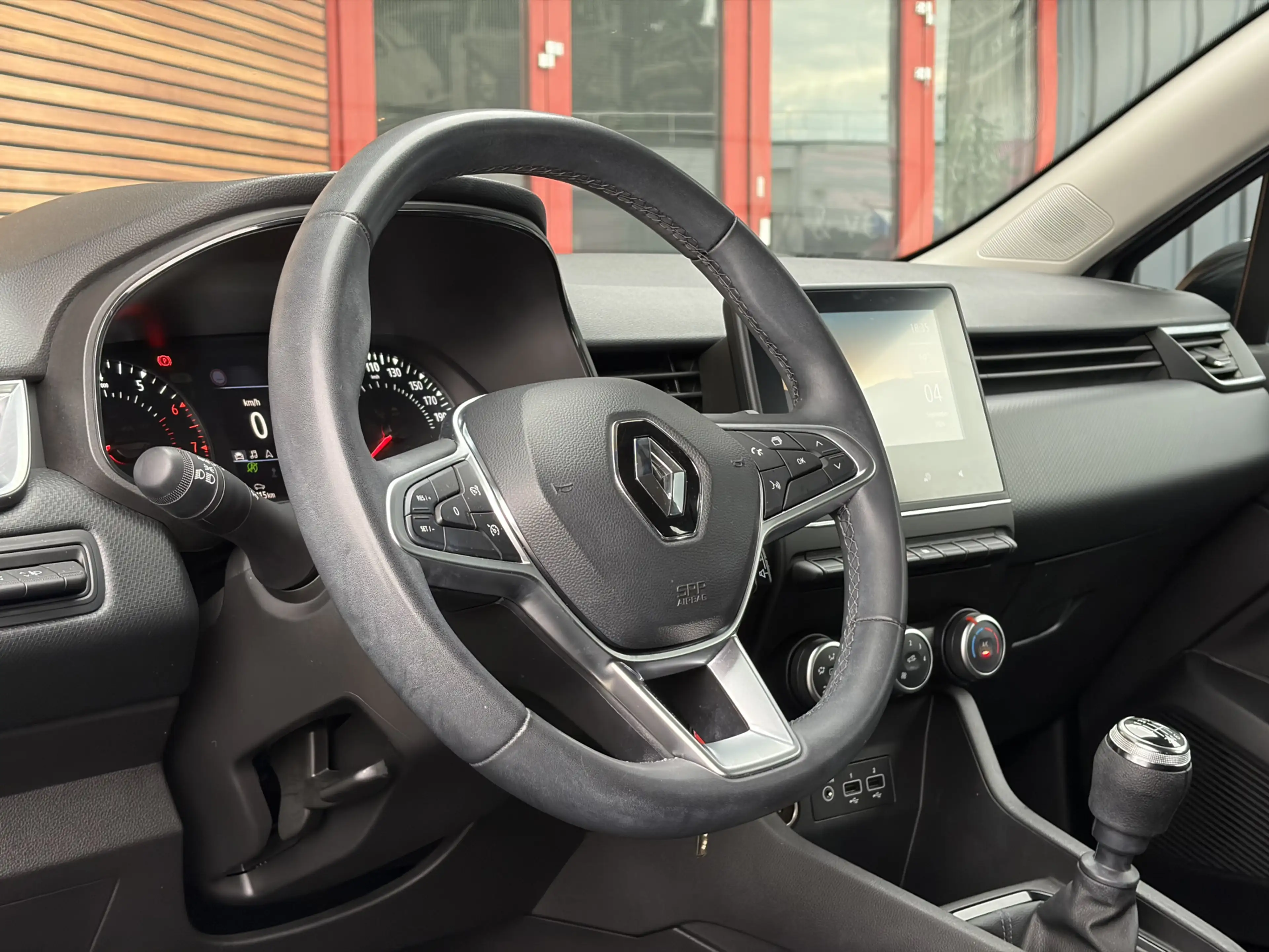 Renault Clio 1.0 TCe 90 Equilibre Carplay / Navi / Cruise — photo 7