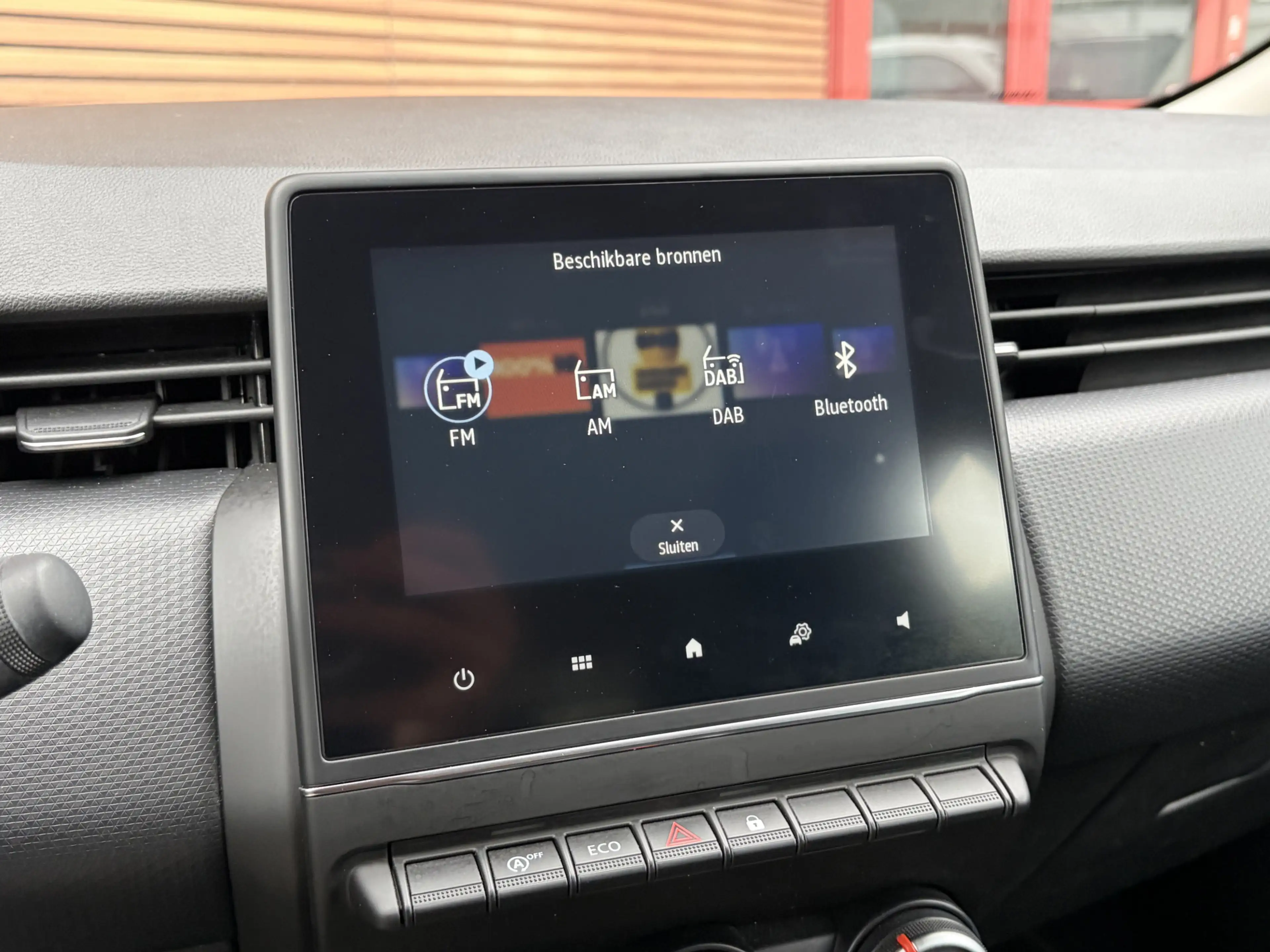 Renault Clio 1.0 TCe 90 Equilibre Carplay / Navi / Cruise — photo 40