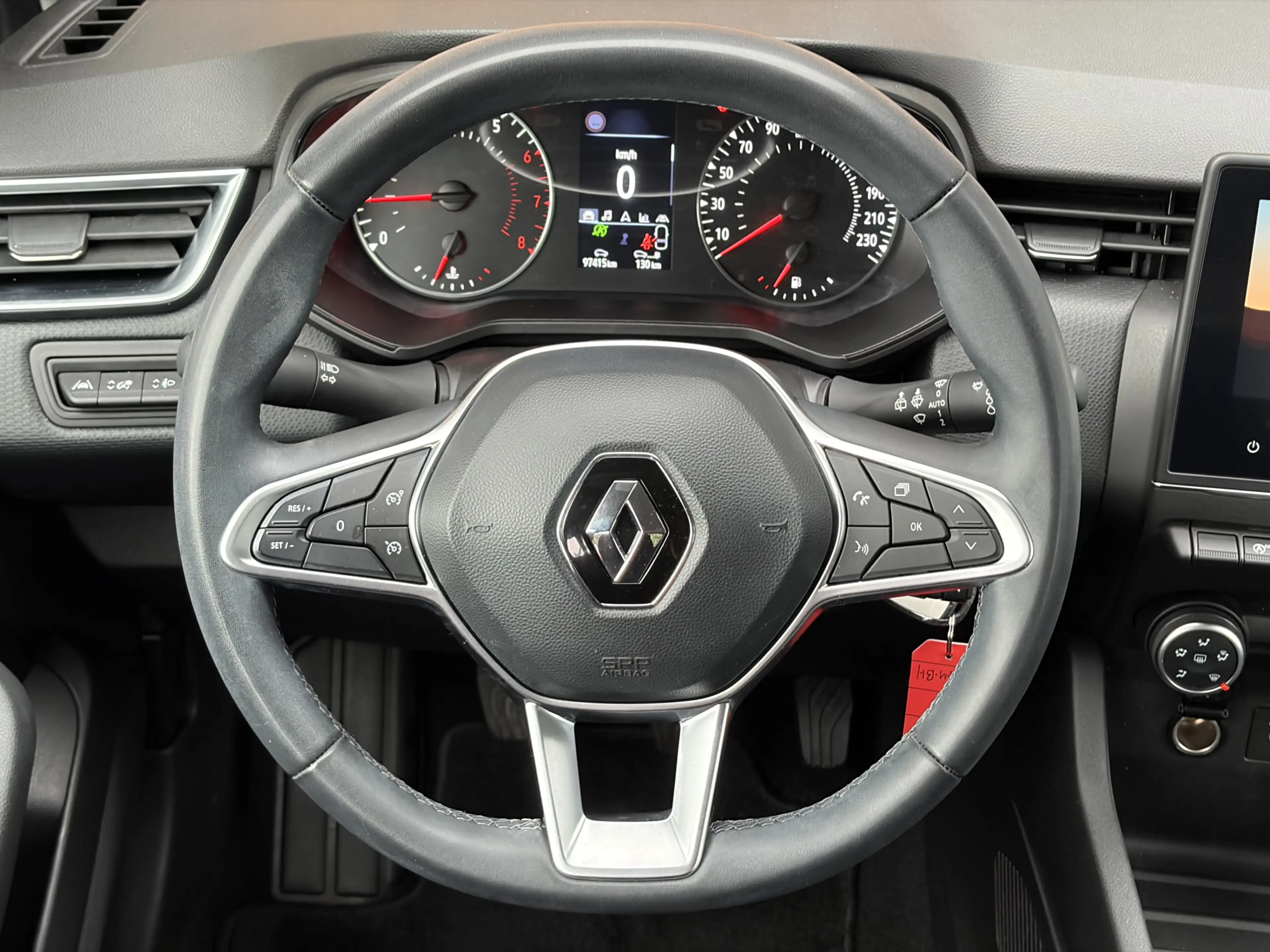 Renault Clio 1.0 TCe 90 Equilibre Carplay / Navi / Cruise — photo 22