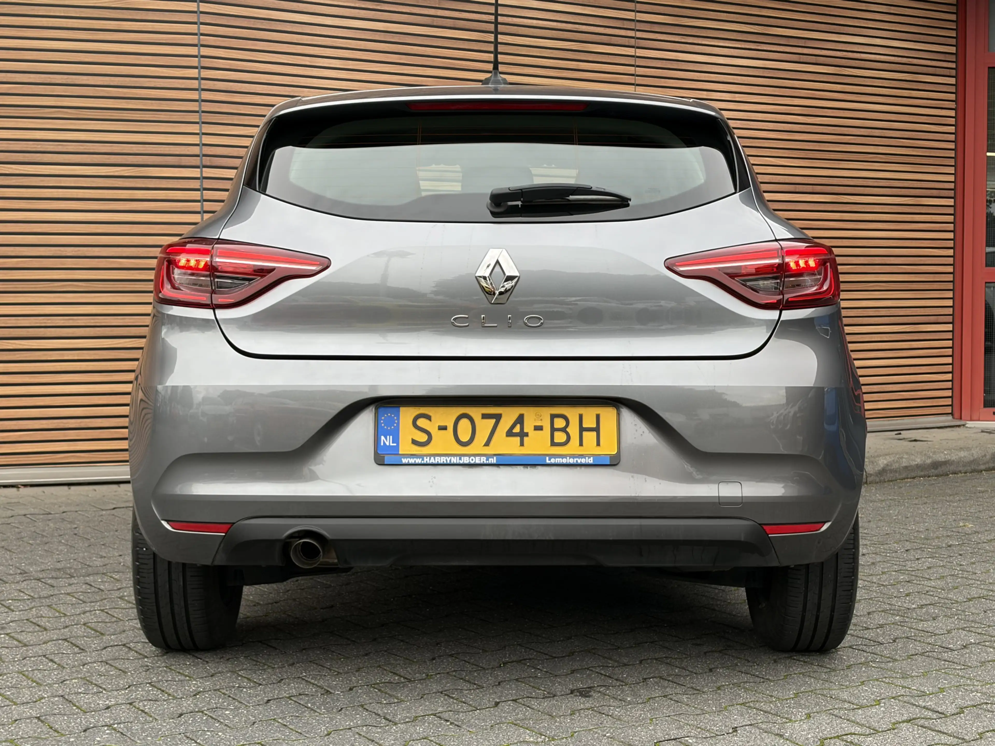 Renault Clio 1.0 TCe 90 Equilibre Carplay / Navi / Cruise — photo 15