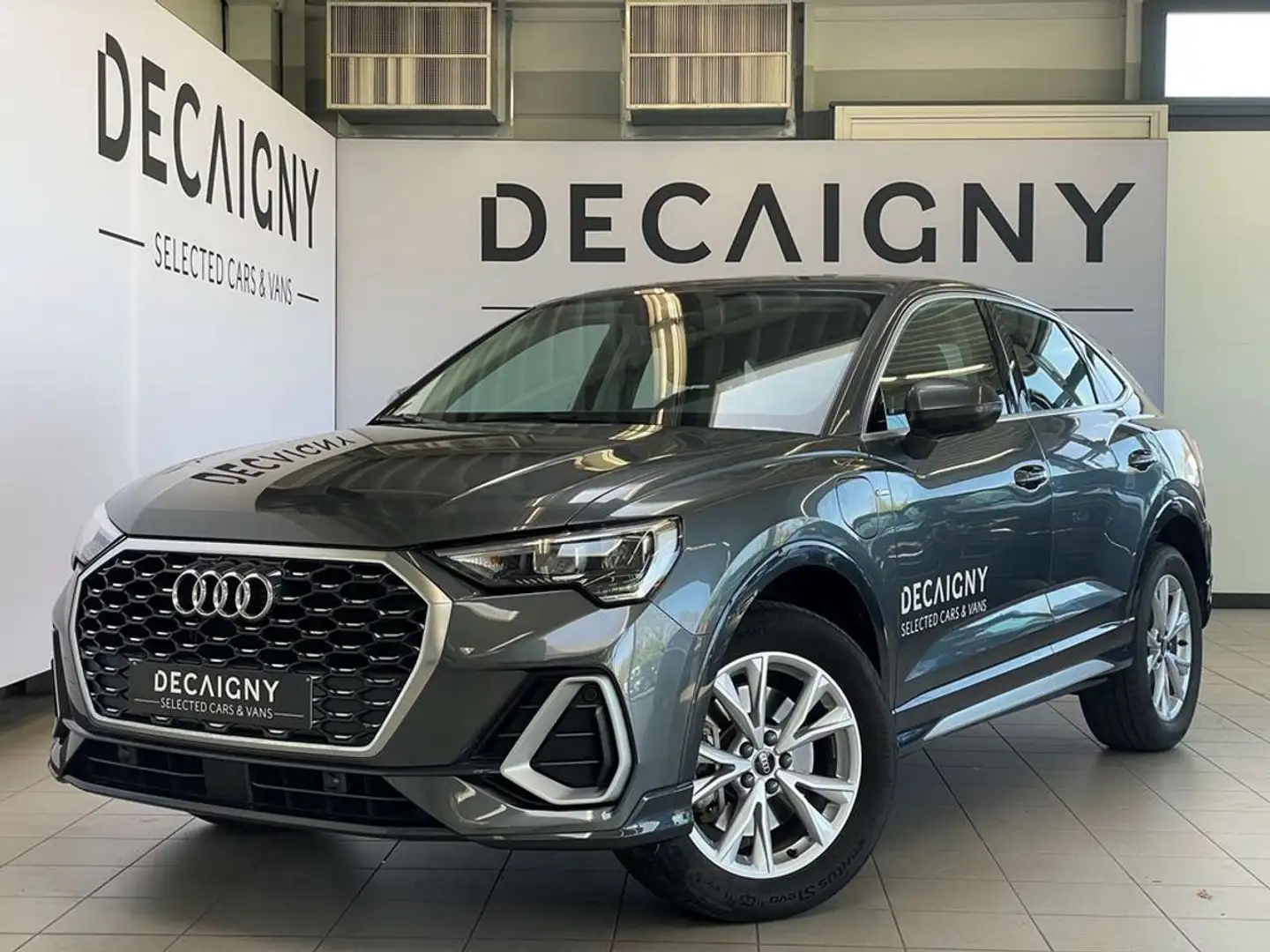 Audi Q3 Sportback 45TFSIe PHEV S-Line *App Connect*Navi... Grijs - 1