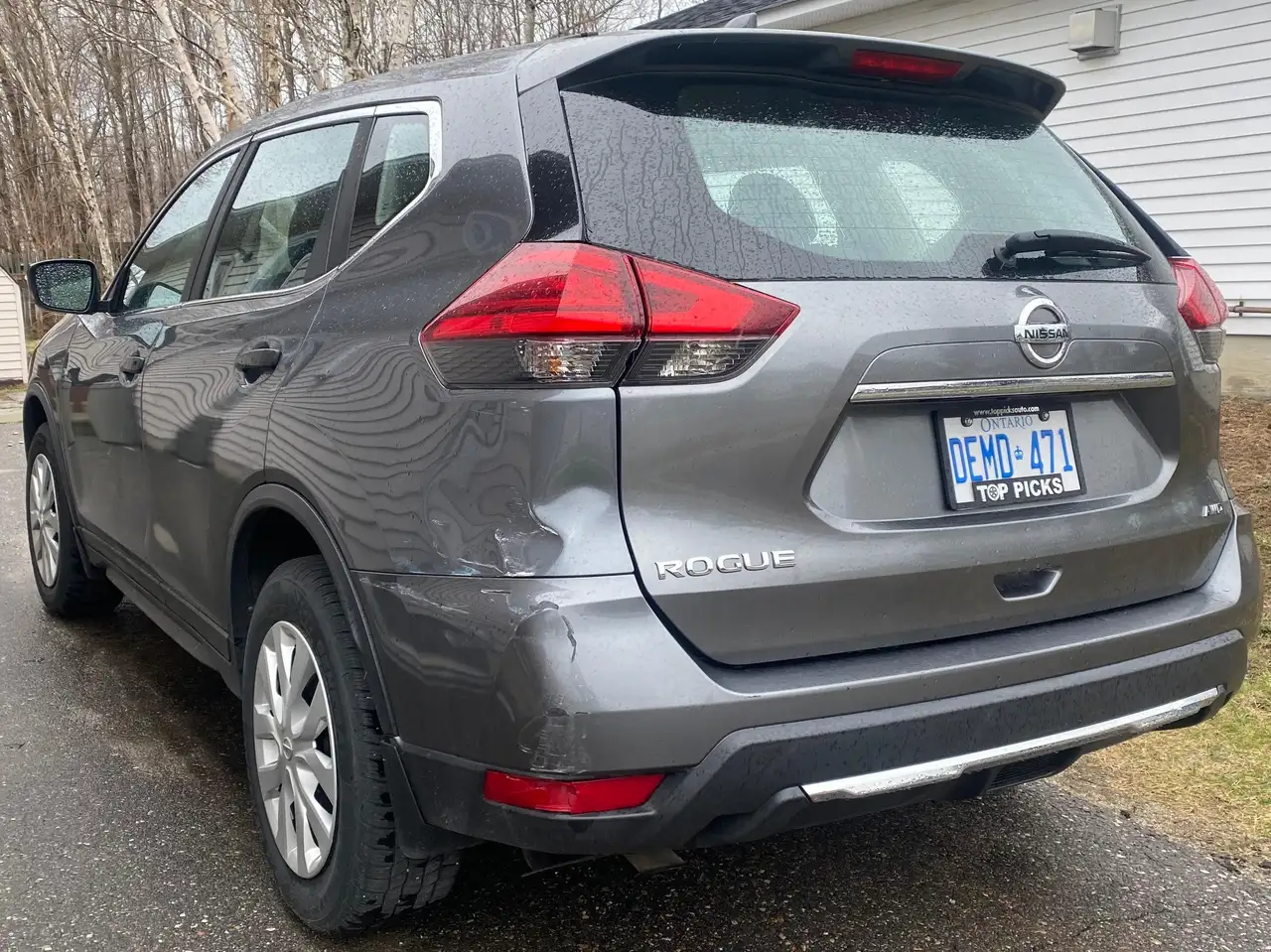 Nissan Rogue снимка Nissan Rogue