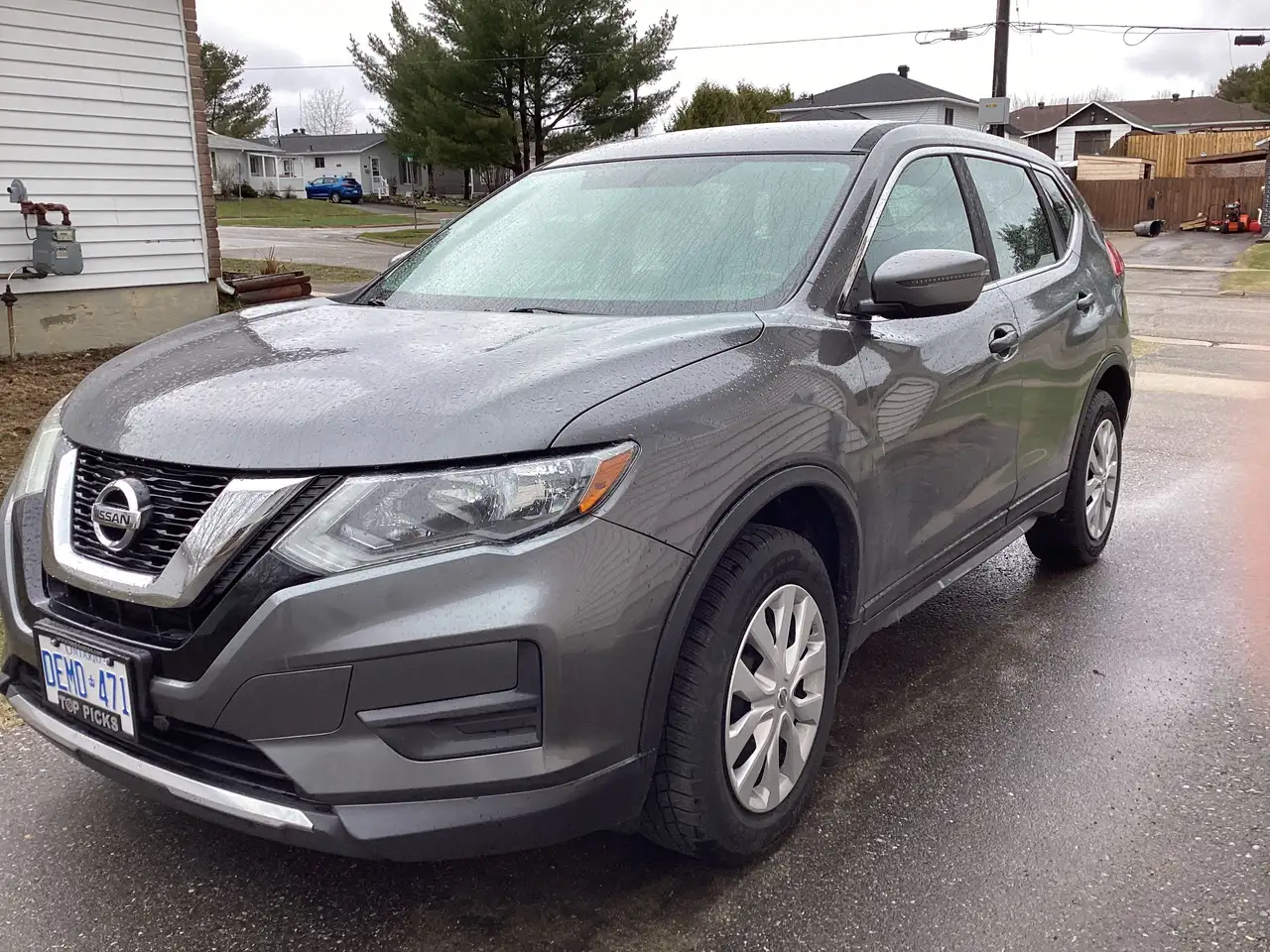 Nissan Rogue снимка Nissan Rogue