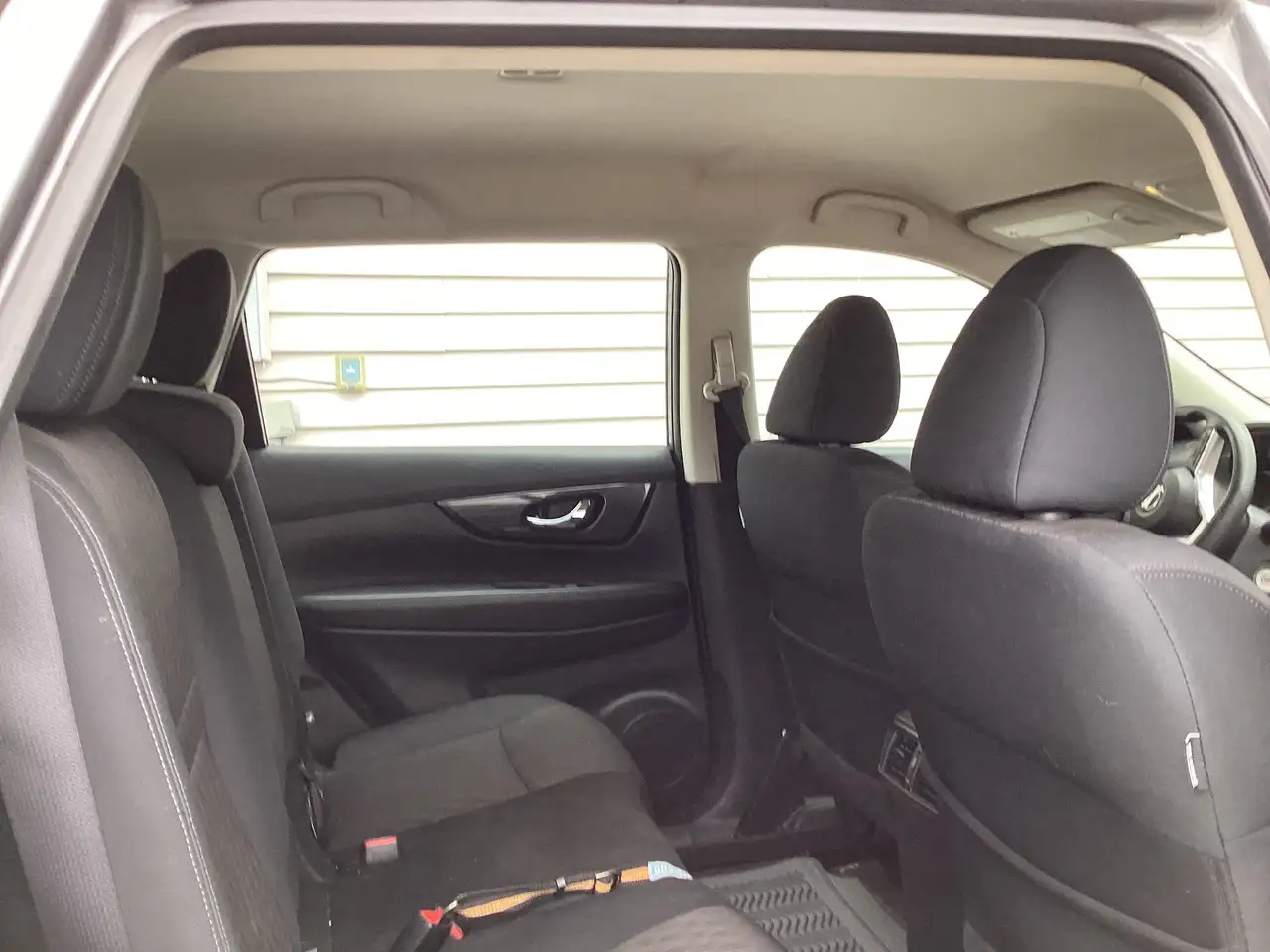 Nissan Rogue снимка Nissan Rogue