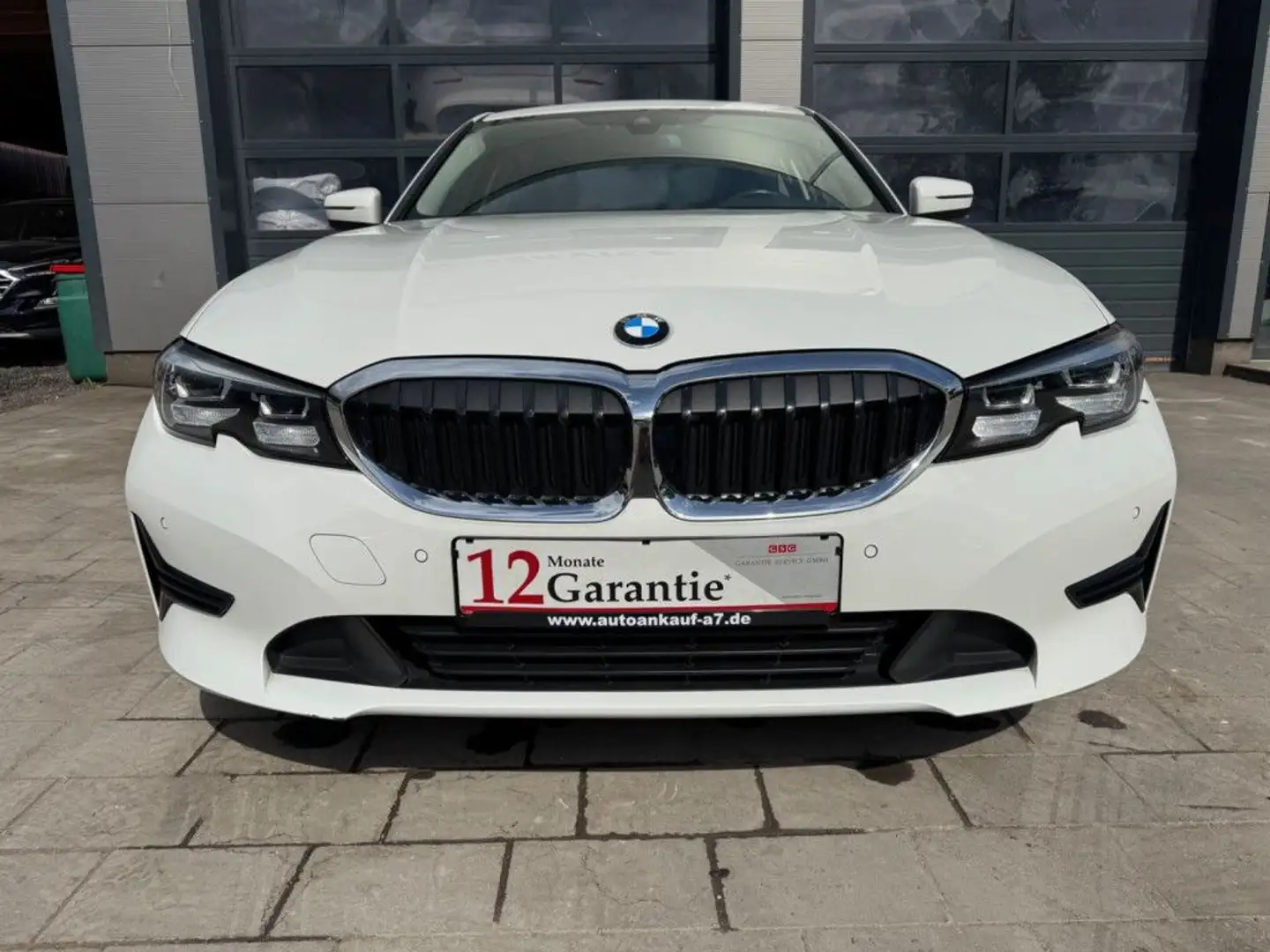 BMW 330 e Aut. Advantage Bianco - 2