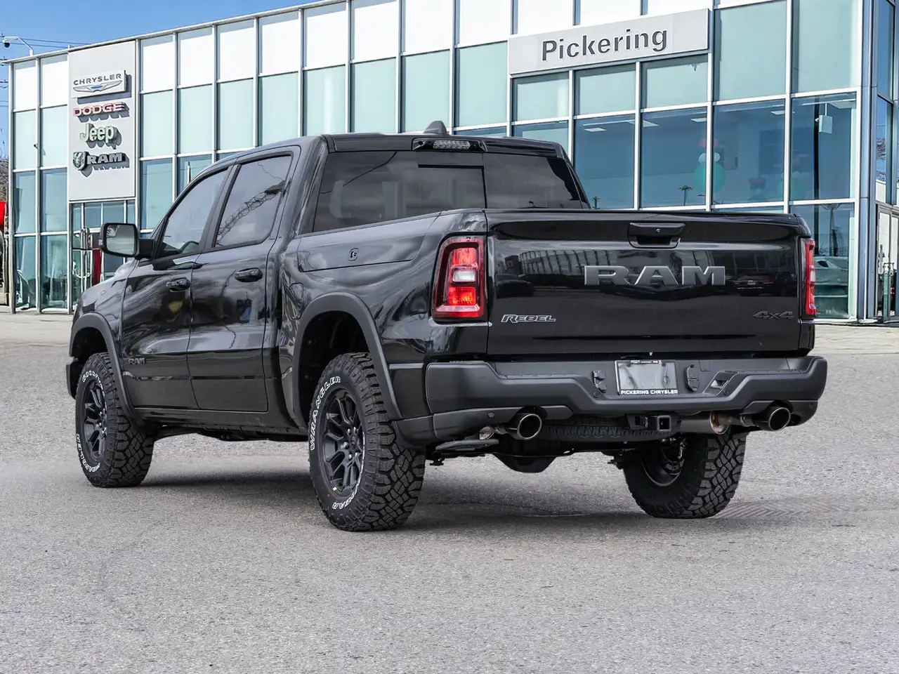 RAM 1500 снимка RAM 1500
