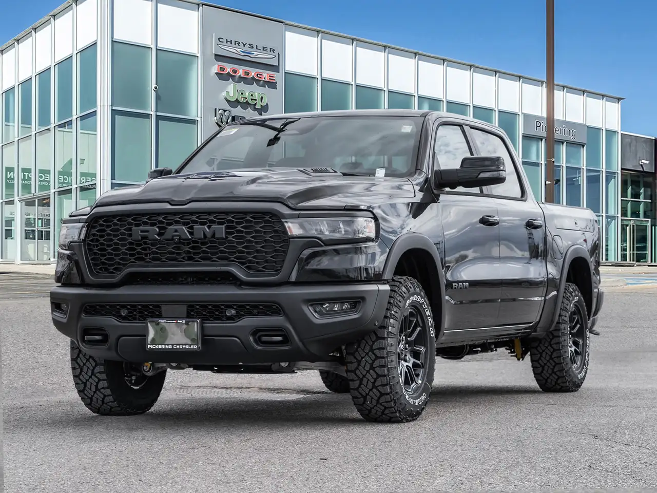 RAM 1500 снимка RAM 1500